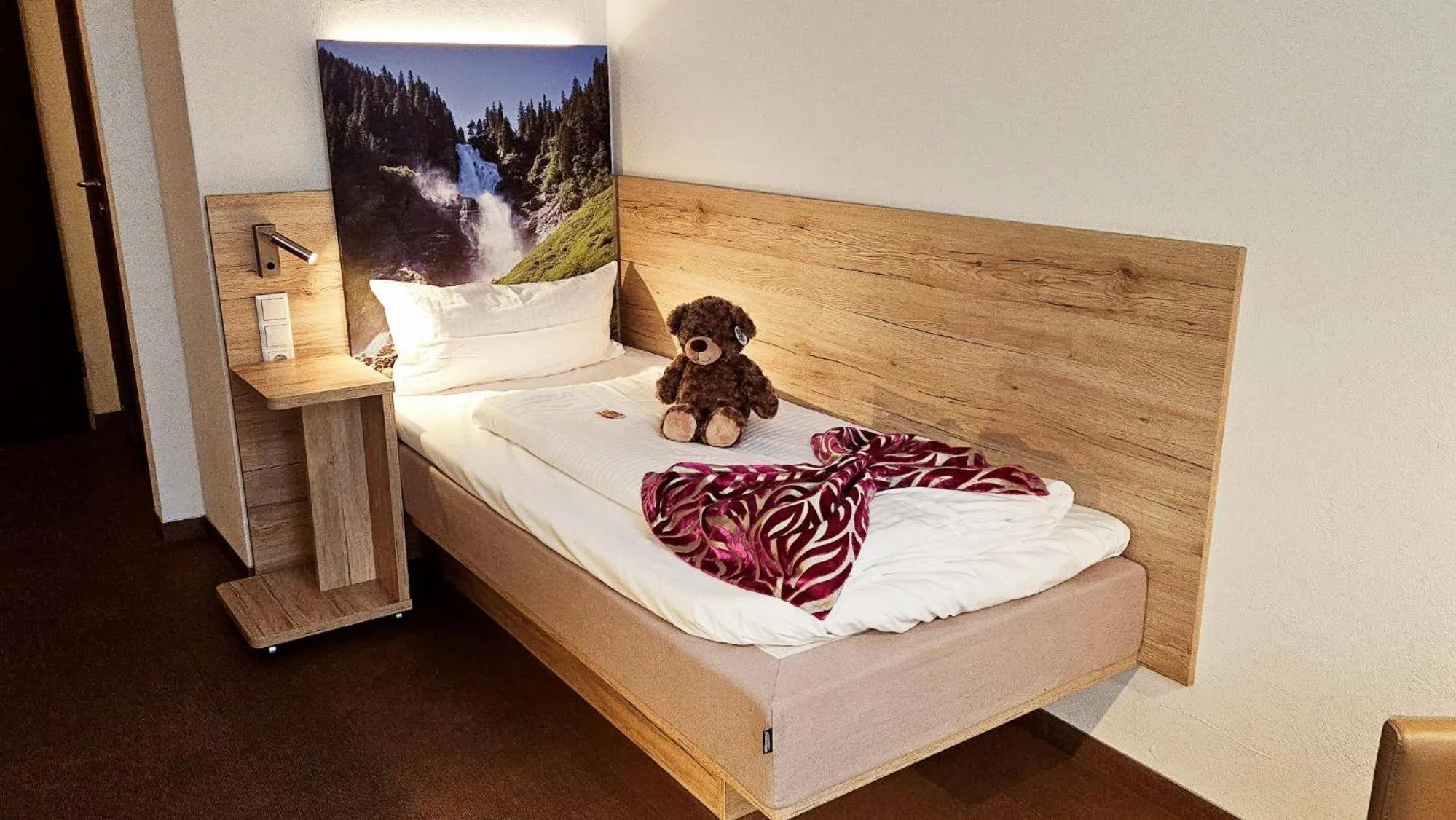 Bed in Hotel Edel Weiss