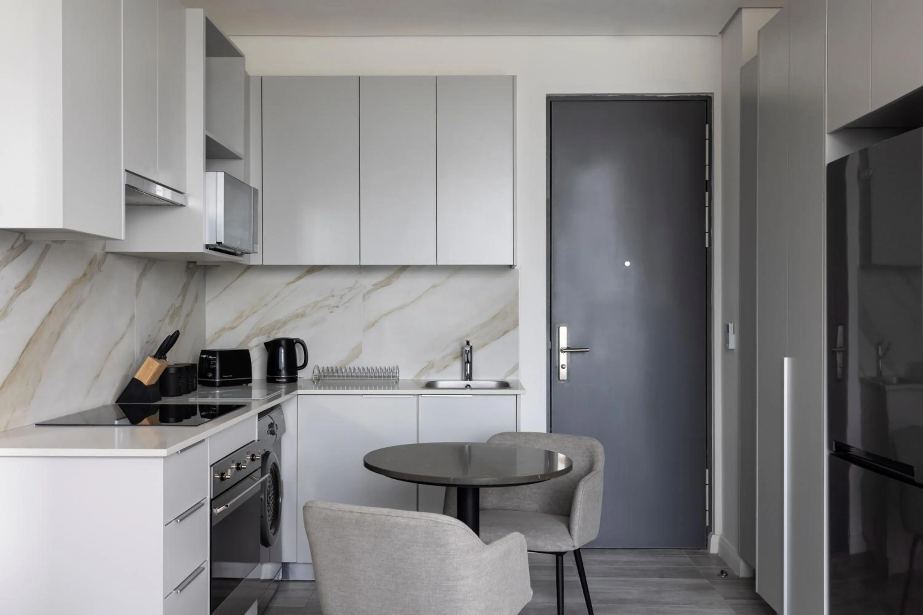 Kitchen or kitchenette in The Capital Trilogy Menlyn Maine