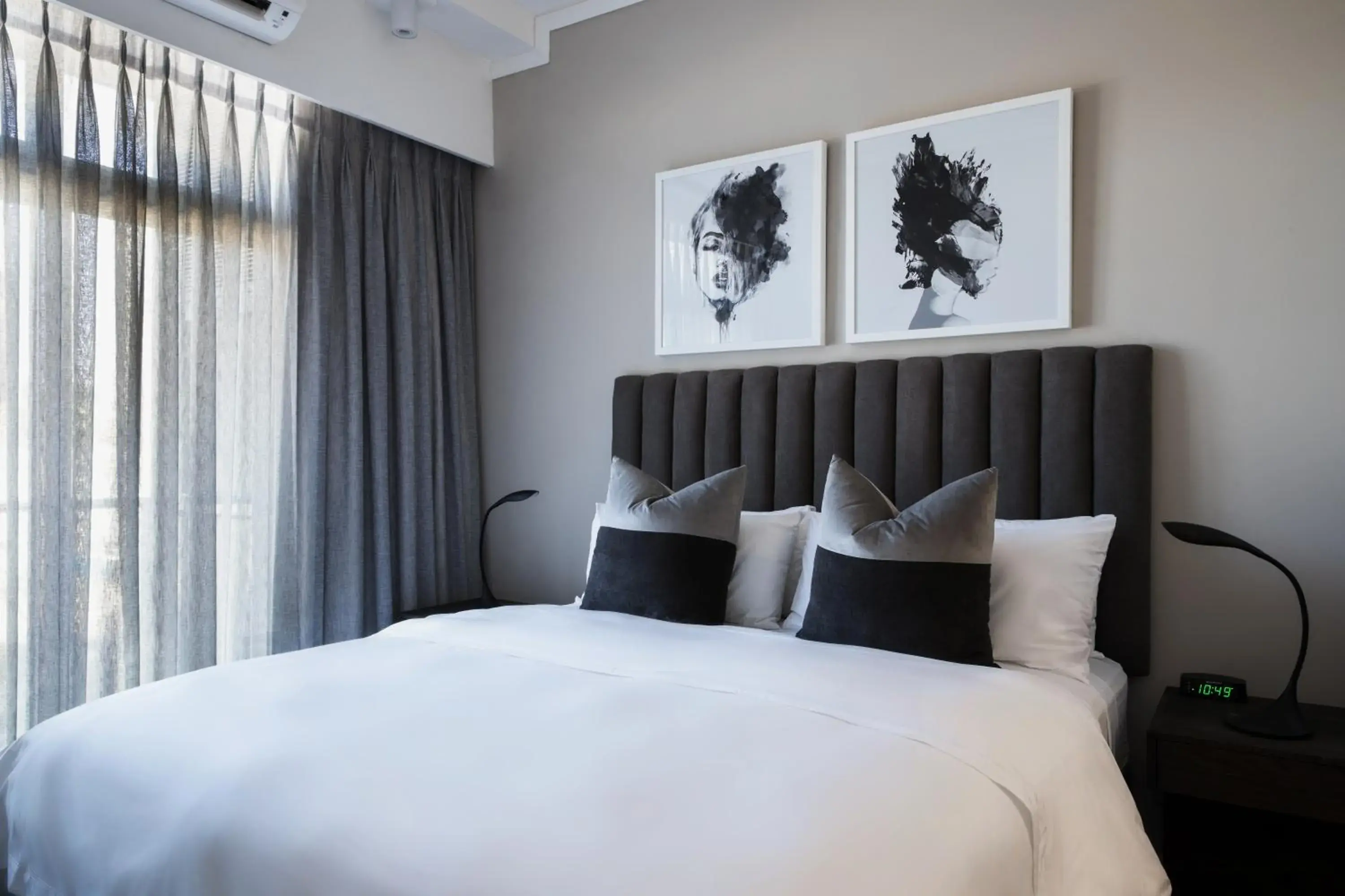 Standard Double Room in The Capital Trilogy Menlyn Maine Standard Double Room in The Capital Trilogy Menlyn Maine