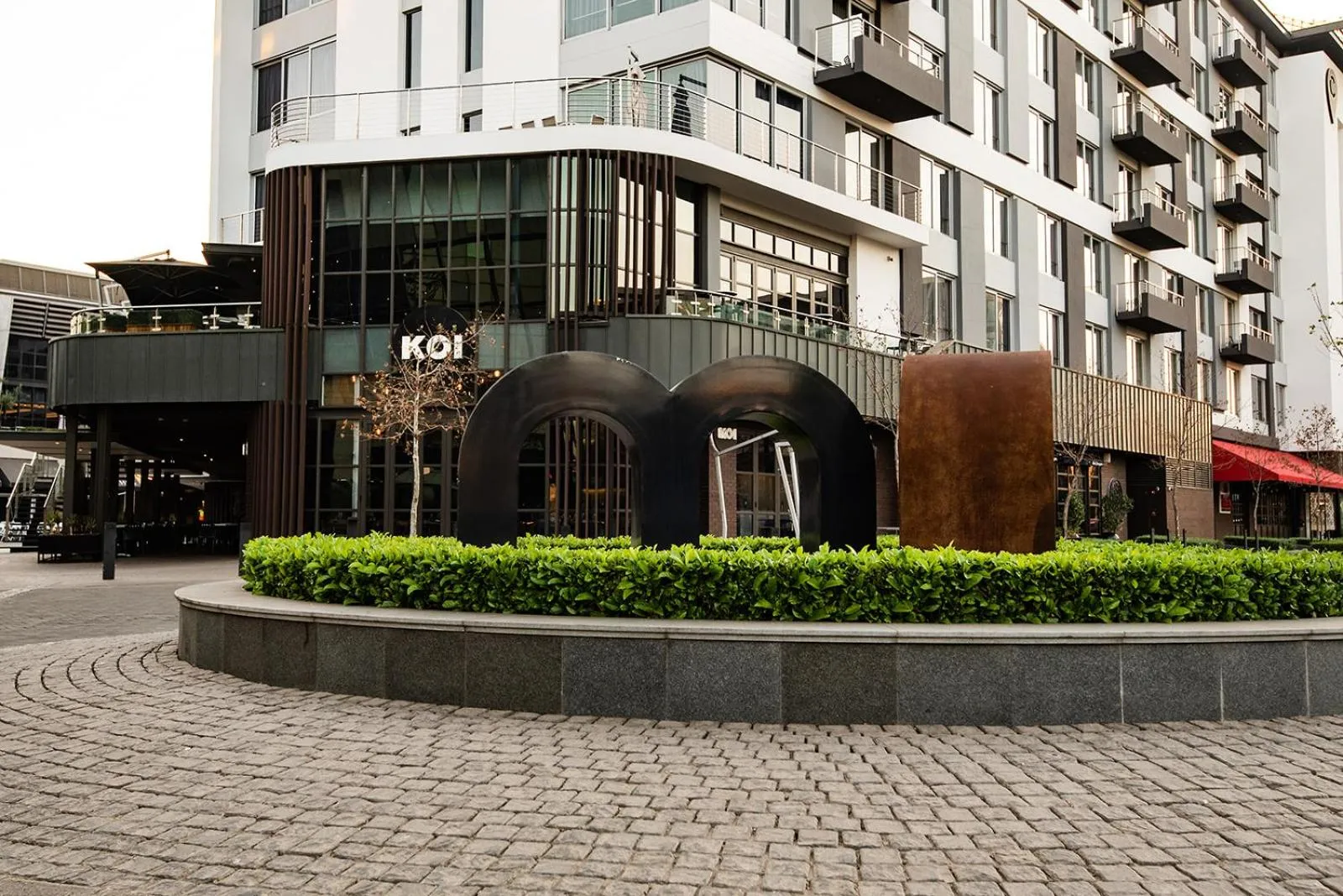 Property building in The Capital Trilogy Menlyn Maine