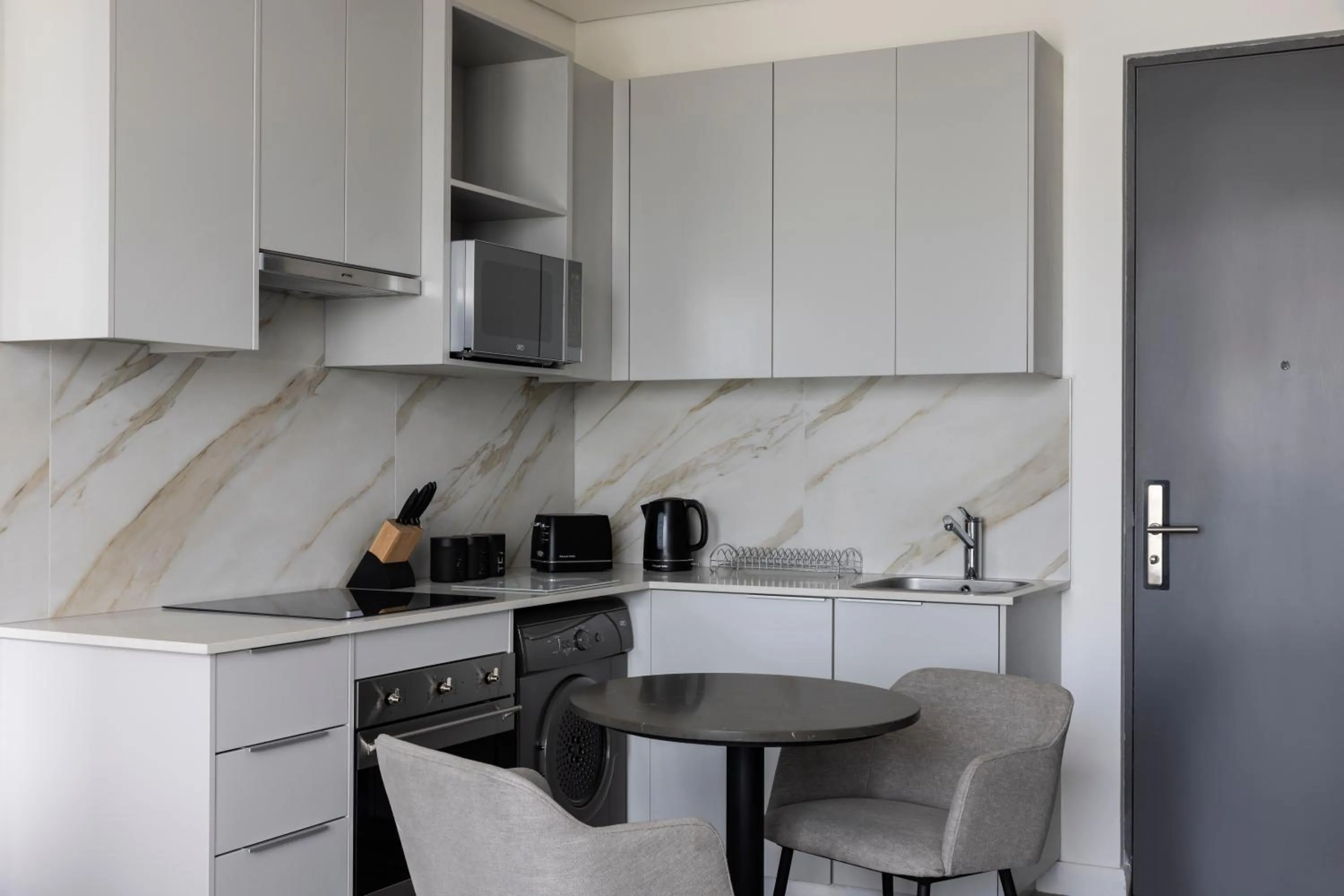 Kitchen or kitchenette in The Capital Trilogy Menlyn Maine