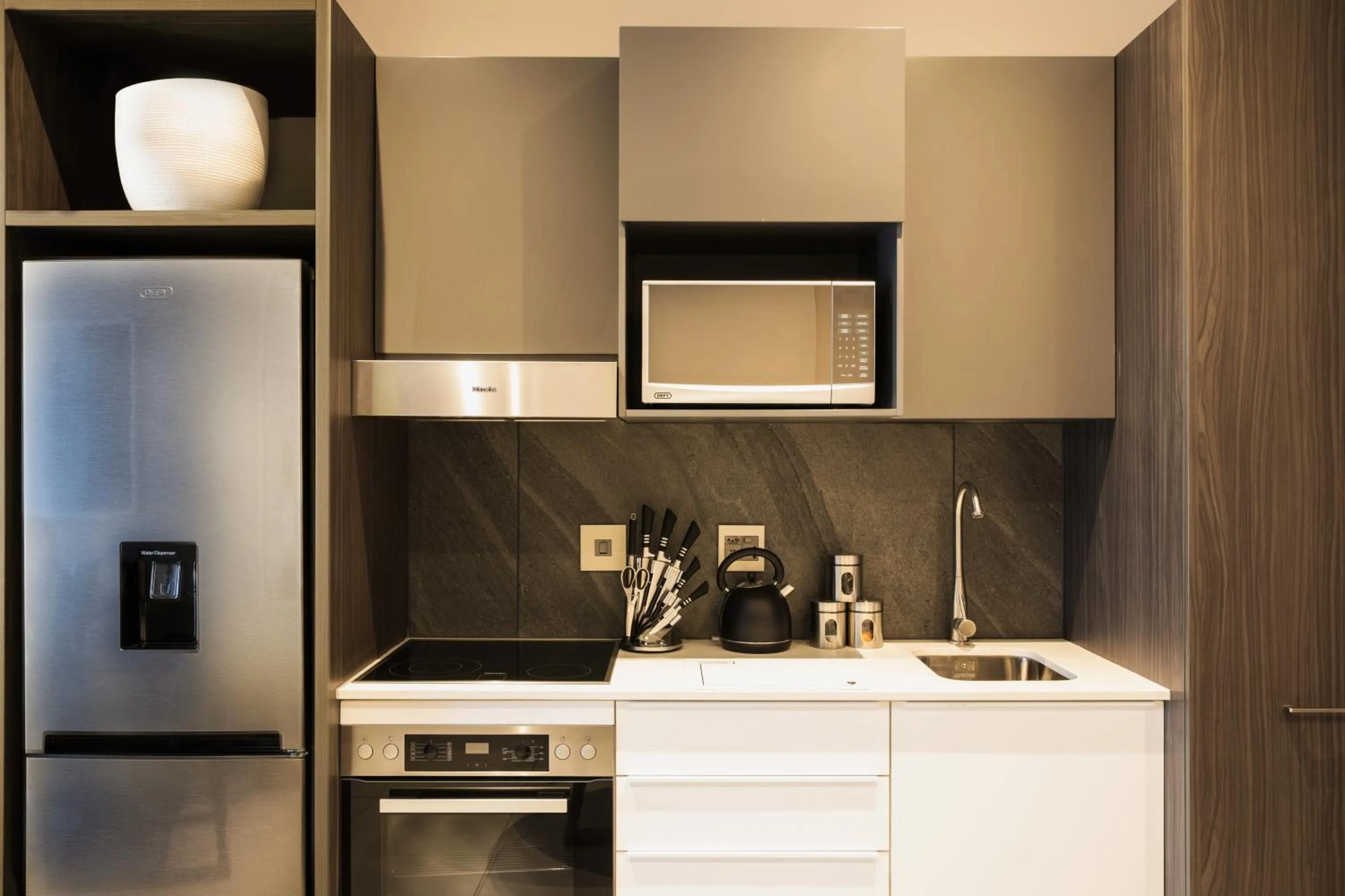 Kitchen or kitchenette in The Capital Trilogy Menlyn Maine