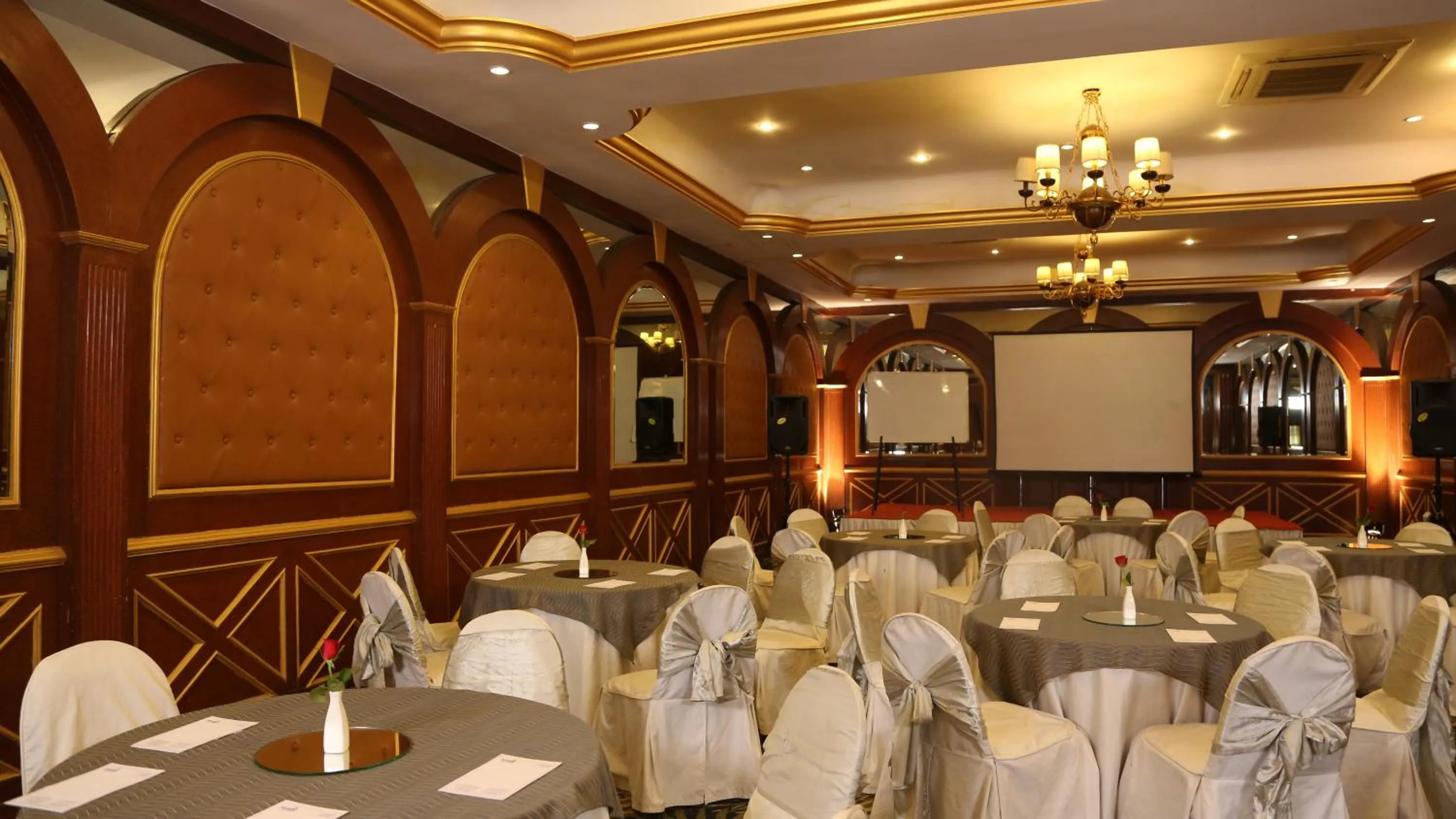 Banquet/Function facilities in Nahar Heritage Hotel