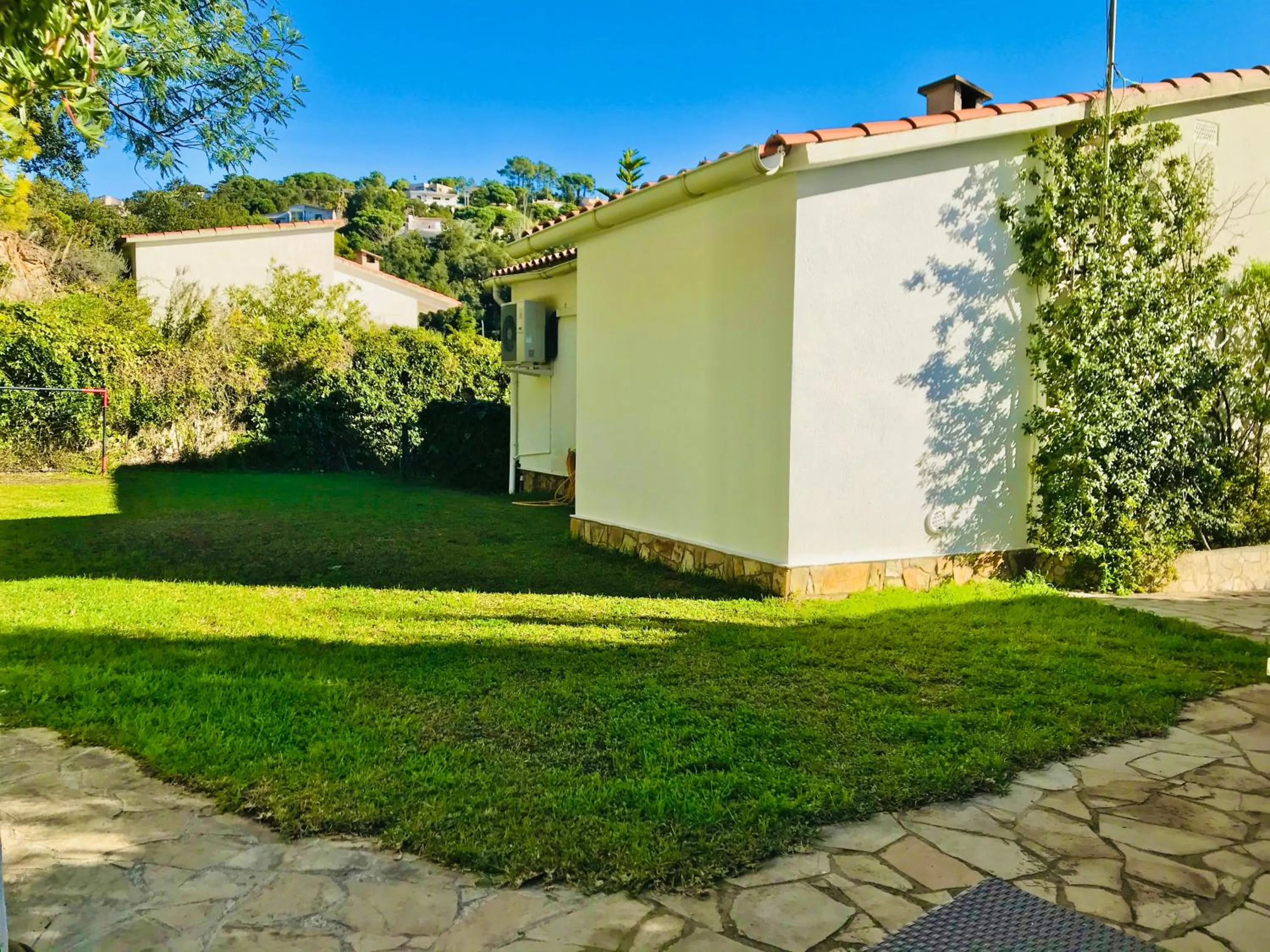 Patio in Mediterranean Villa Investingspain sea view and pool