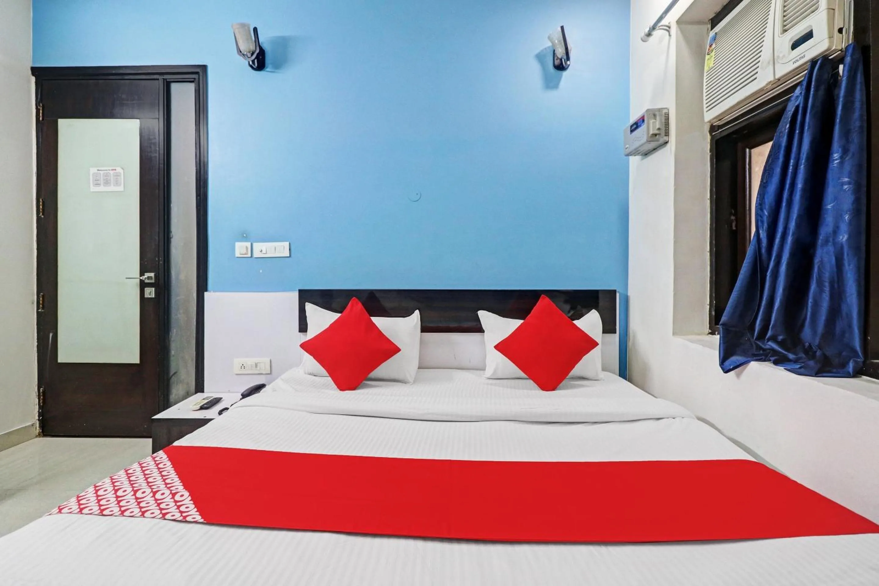 Bedroom, Bed in Hotel O Star Inn