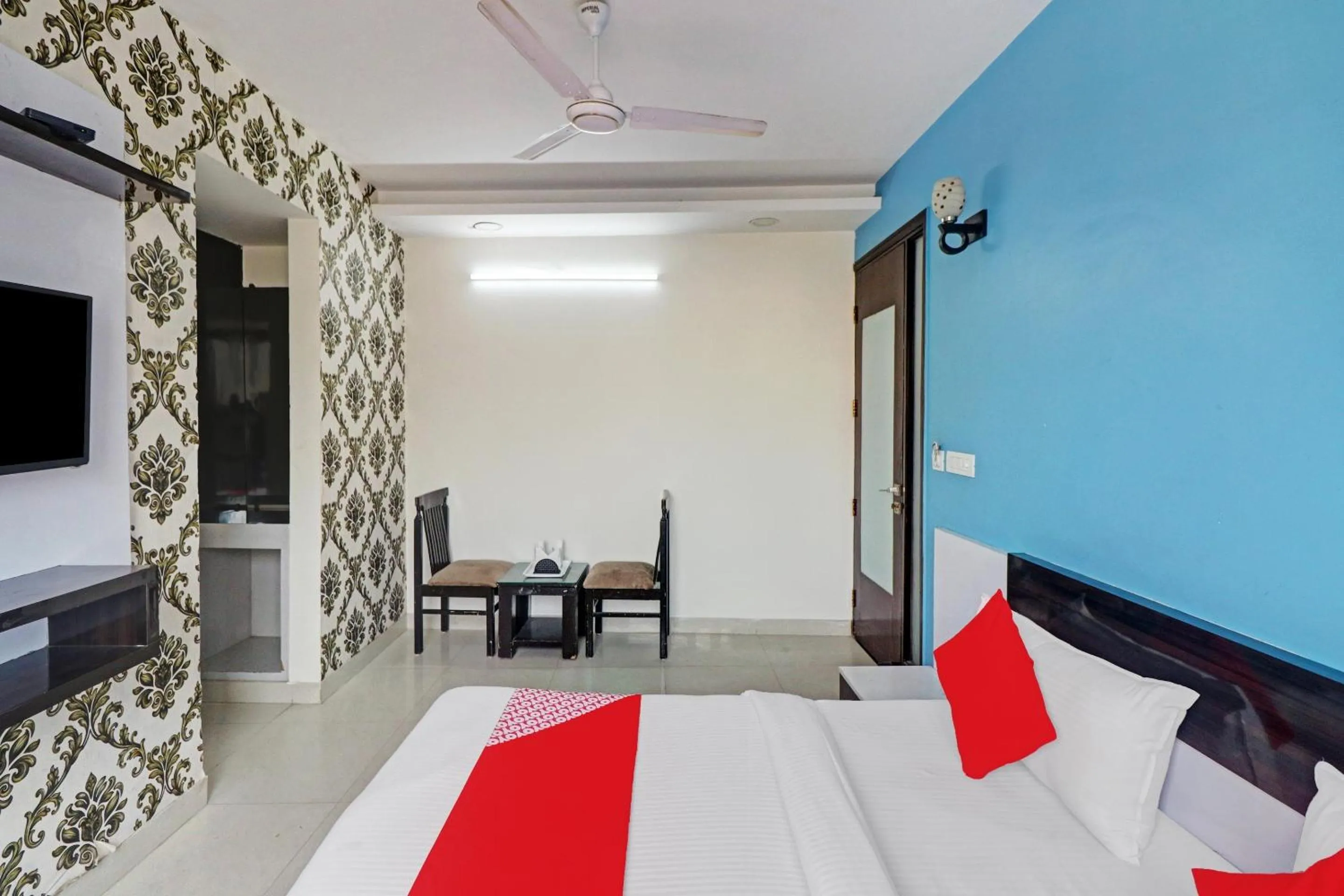 Bedroom, Bed in Hotel O Star Inn