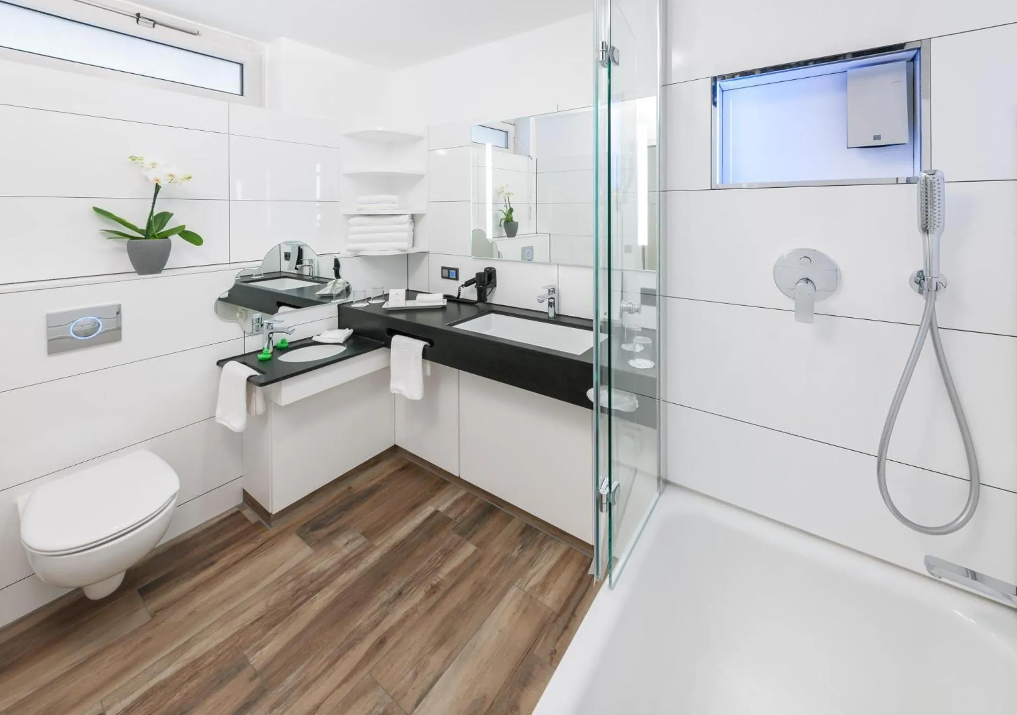 Bathroom in MASEVEN Stuttgart SI Centrum ehem SI-SUITES