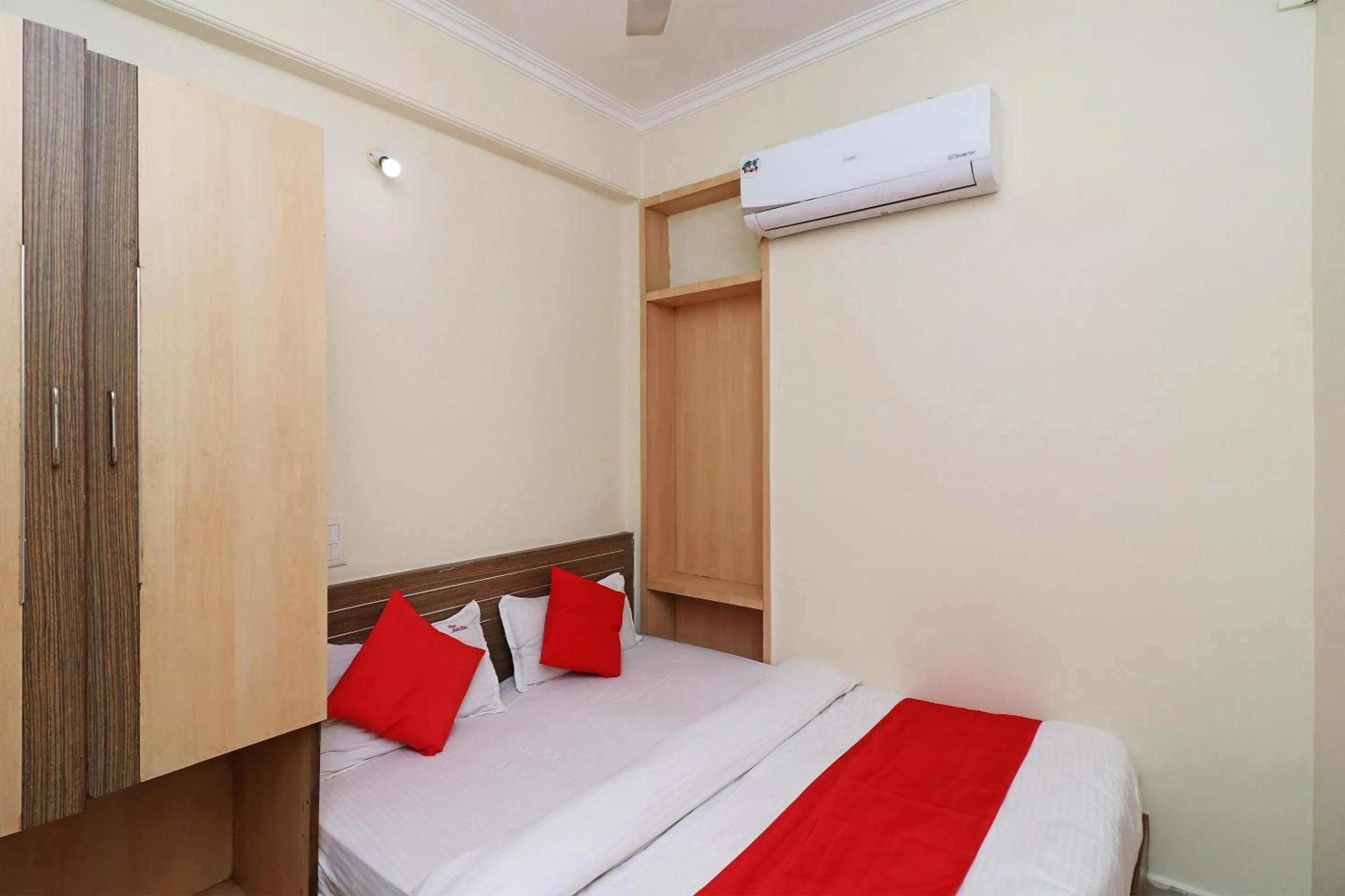 Bedroom, Bed in Super HOTEL GUD STAY