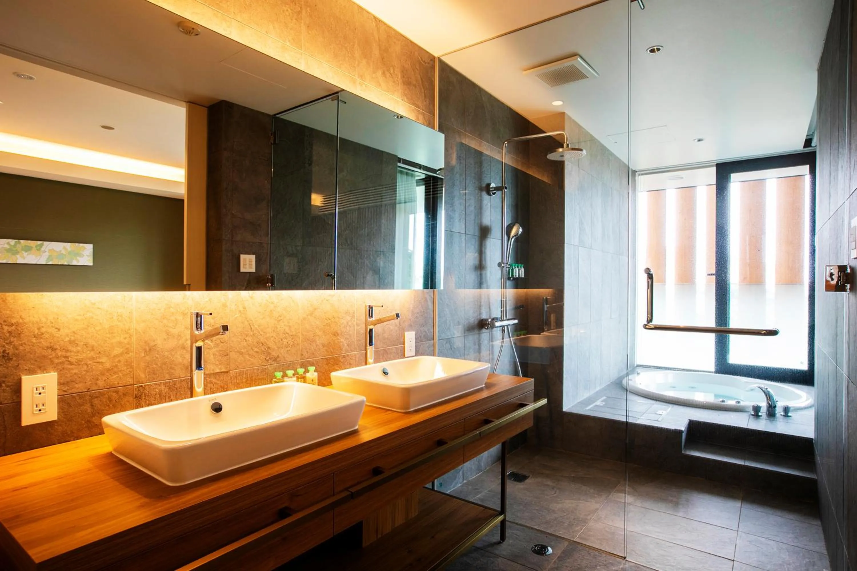 room service in Garden Terrace Fukuoka