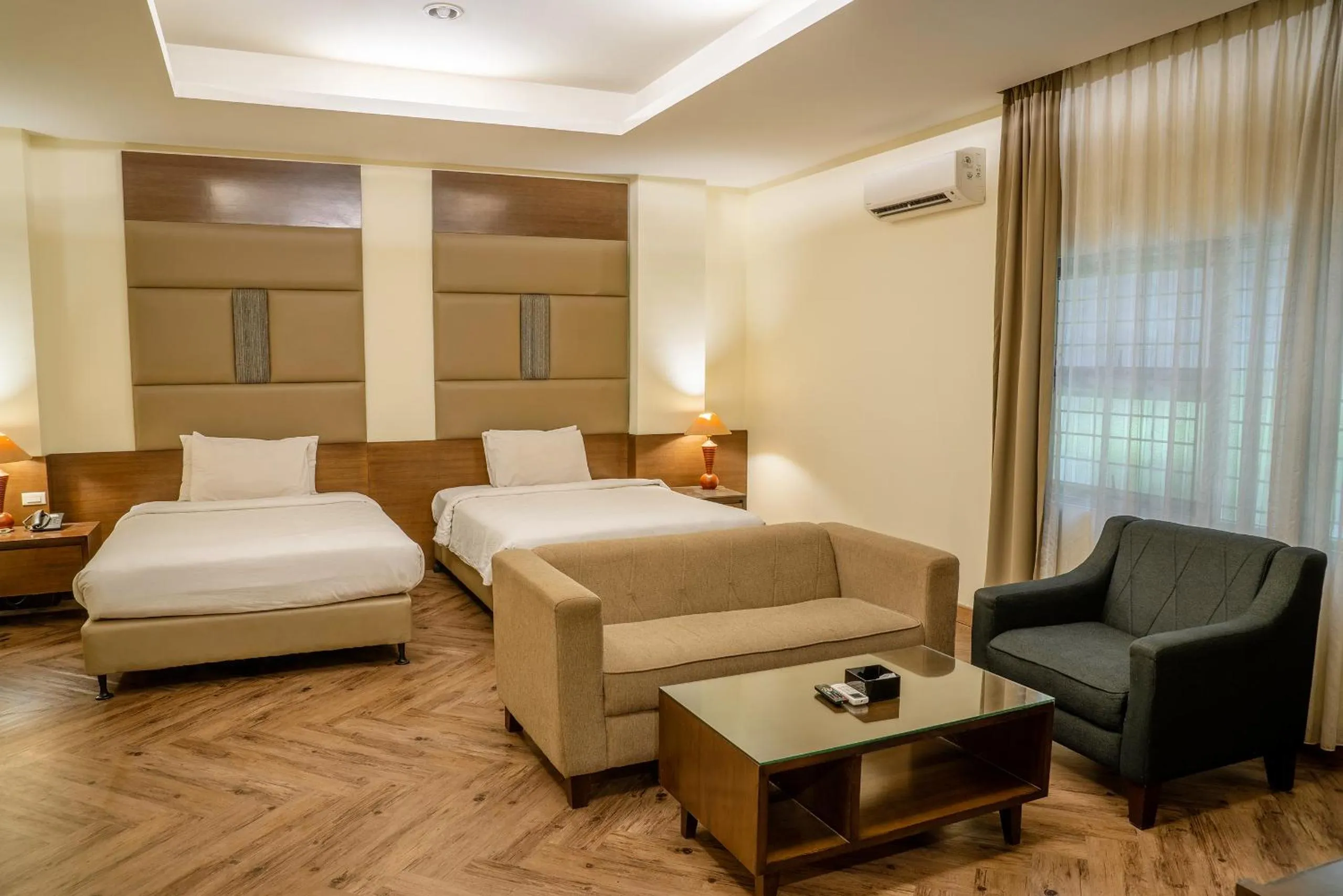 Bedroom, Bed in Hotel Alia Cikini