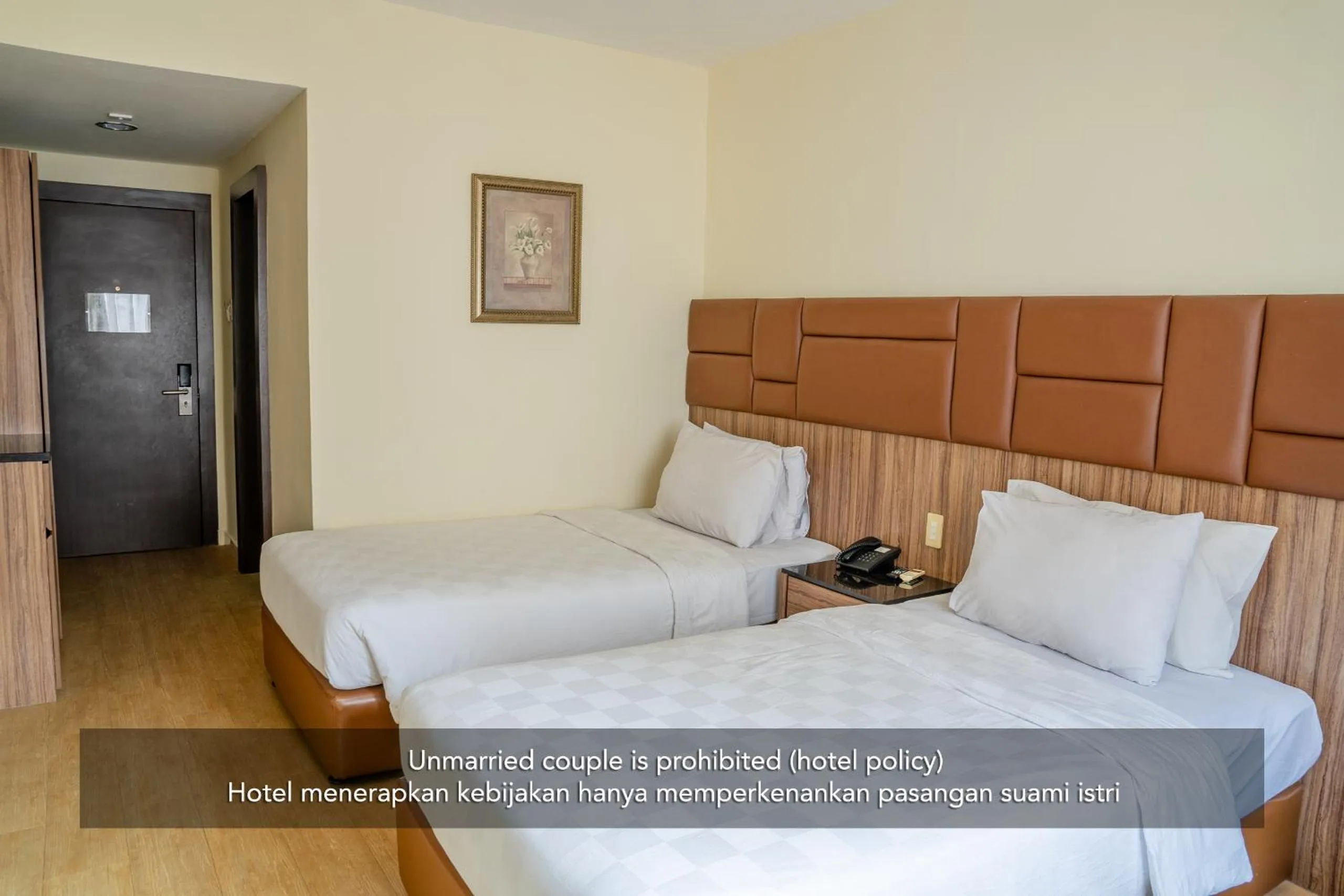 Bedroom, Bed in Hotel Alia Cikini