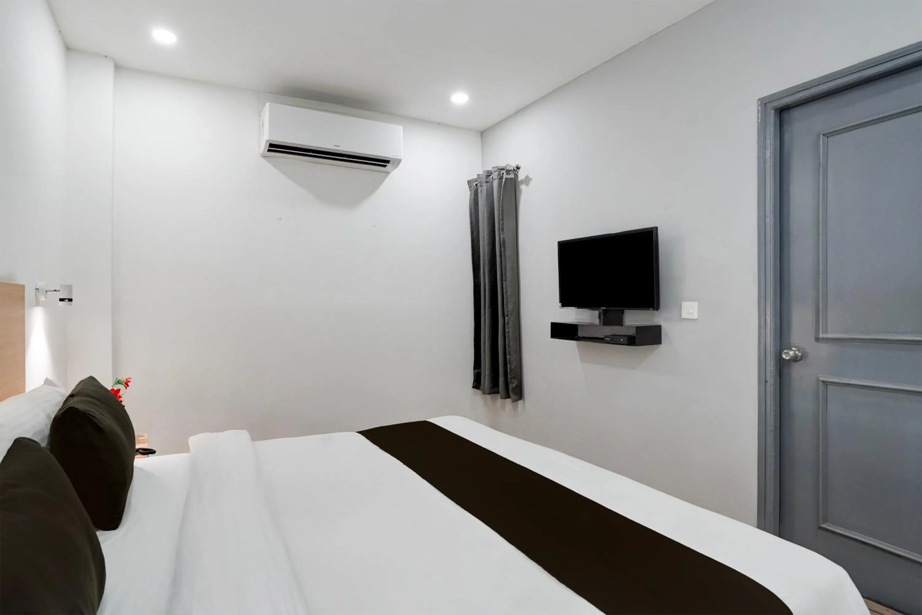 Bedroom, Bed in Townhouse Gomti Nagar Sector 6 Near Ekana Stadium