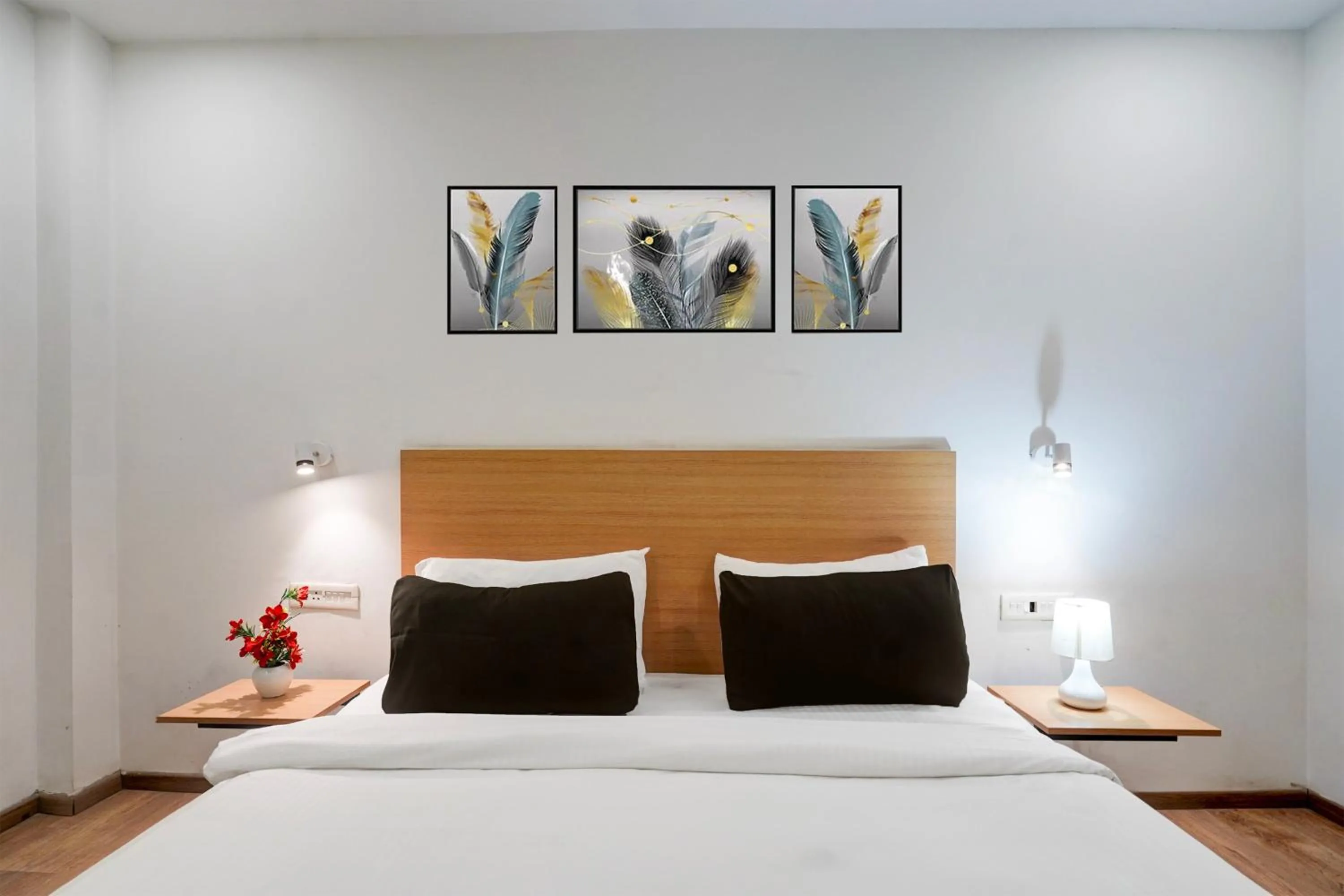 Bedroom, Bed in Townhouse Gomti Nagar Sector 6 Near Ekana Stadium