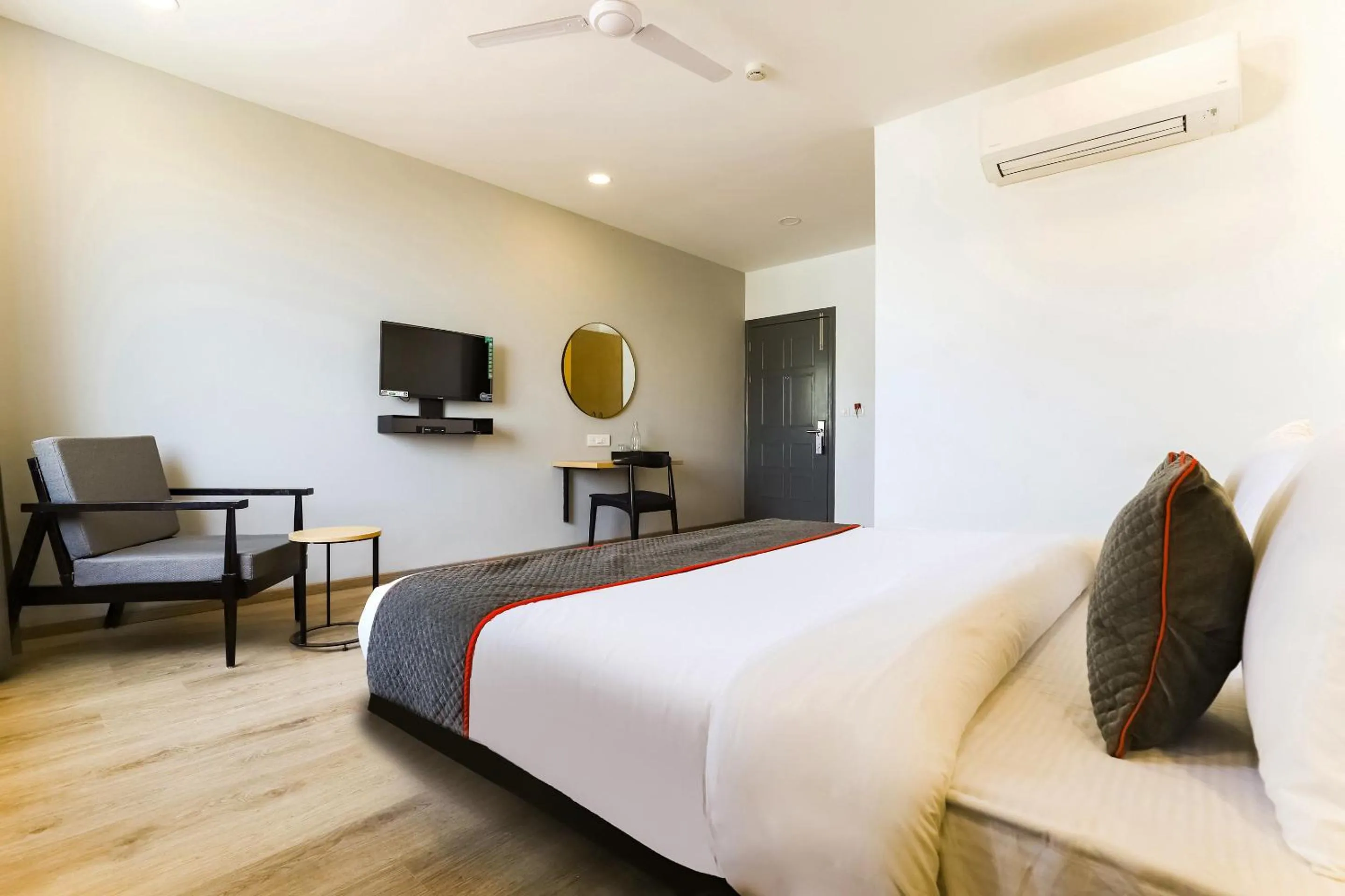 Bedroom, Bed in Townhouse Prithvi Resort Near Phoenix Palassio