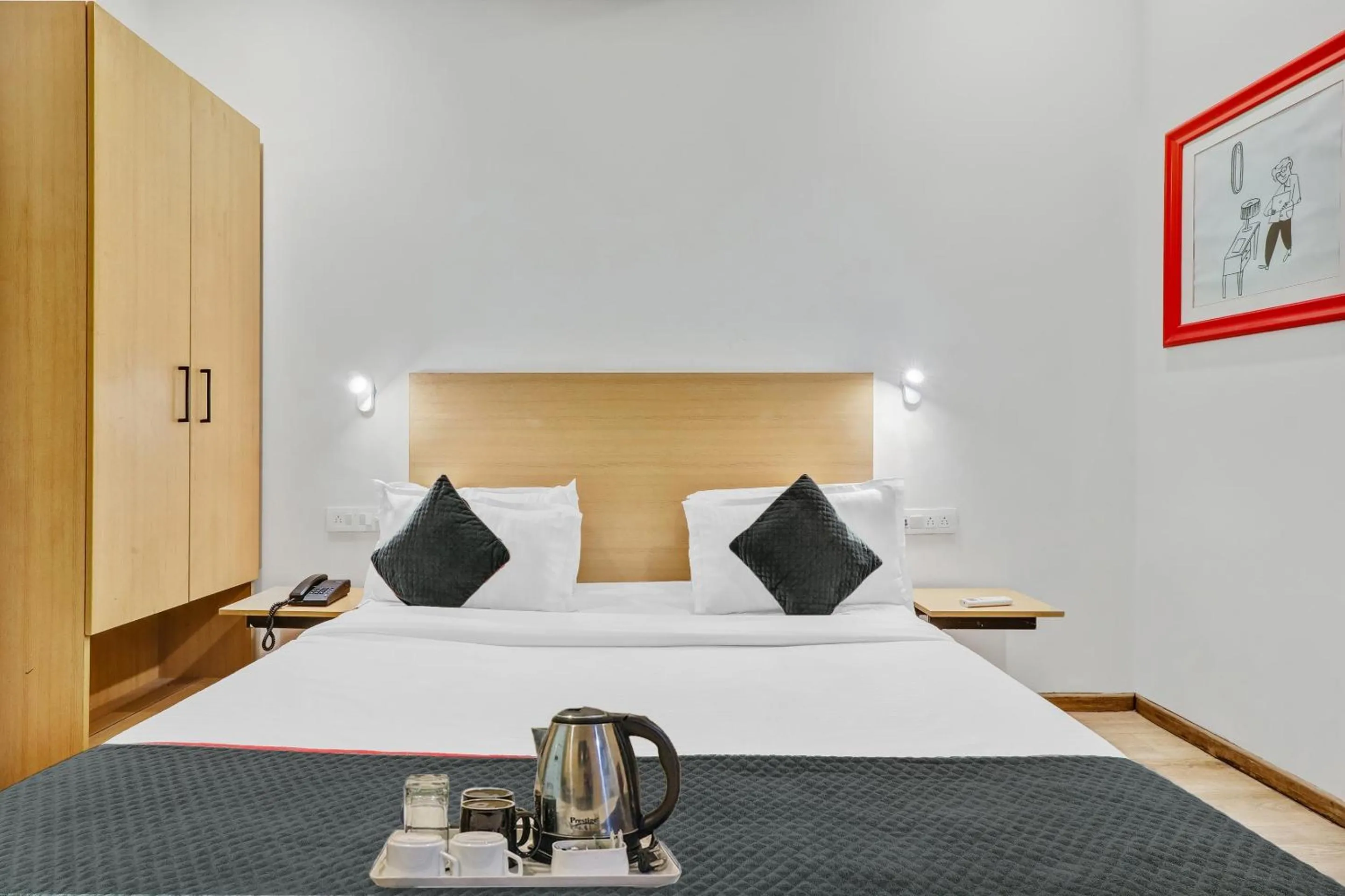 Lobby or reception, Bed in Super Townhouse 139 Ashiyana Smriti Upvan Near Emerald Mall Lucknow