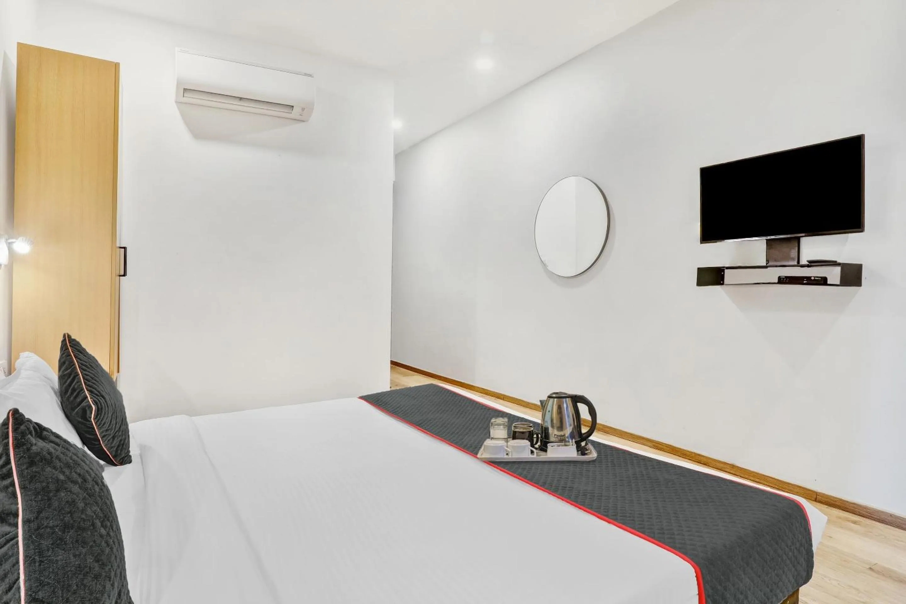 Bedroom, Bed in Super Townhouse 139 Ashiyana Smriti Upvan Near Emerald Mall Lucknow