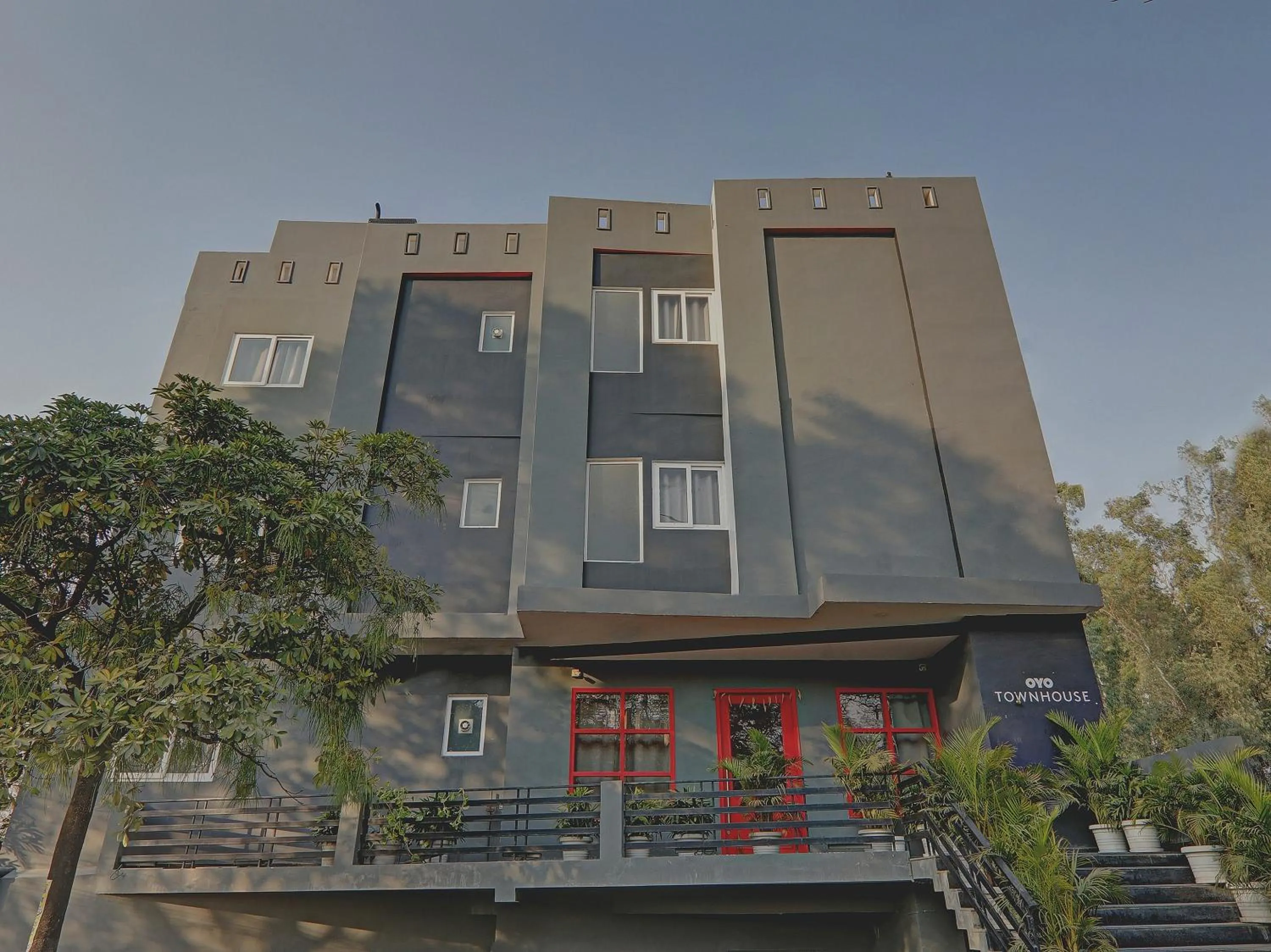 Facade/entrance in Super Townhouse 139 Ashiyana Smriti Upvan Near Emerald Mall Lucknow