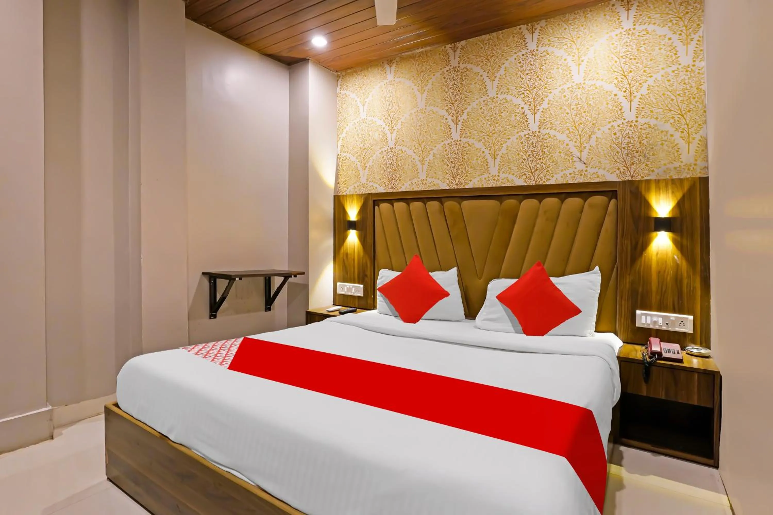 Bedroom in Hotel O Homestay Andheri East