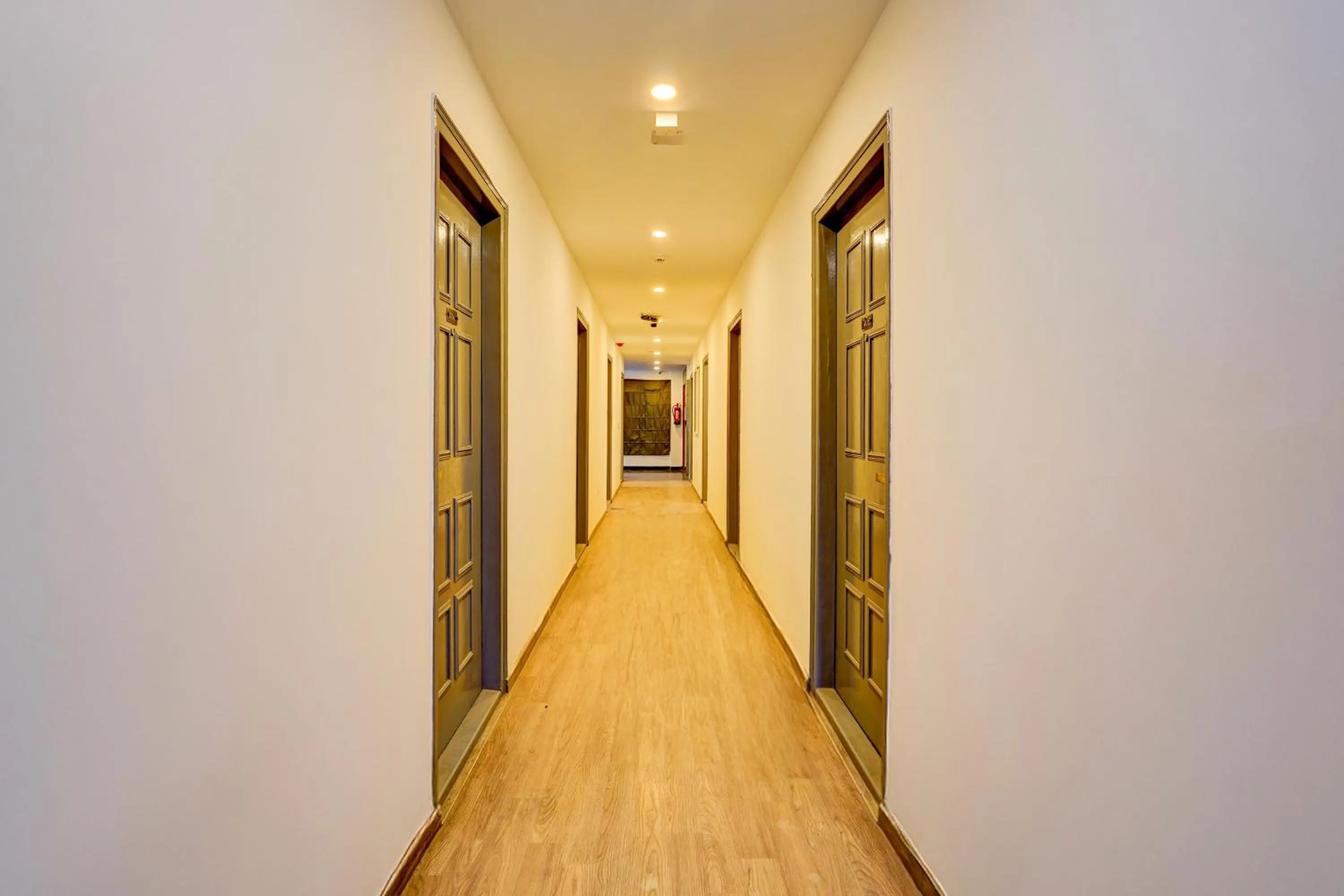 Lobby or reception in Super Townhouse Karmelaram Railway Station Sarjapur