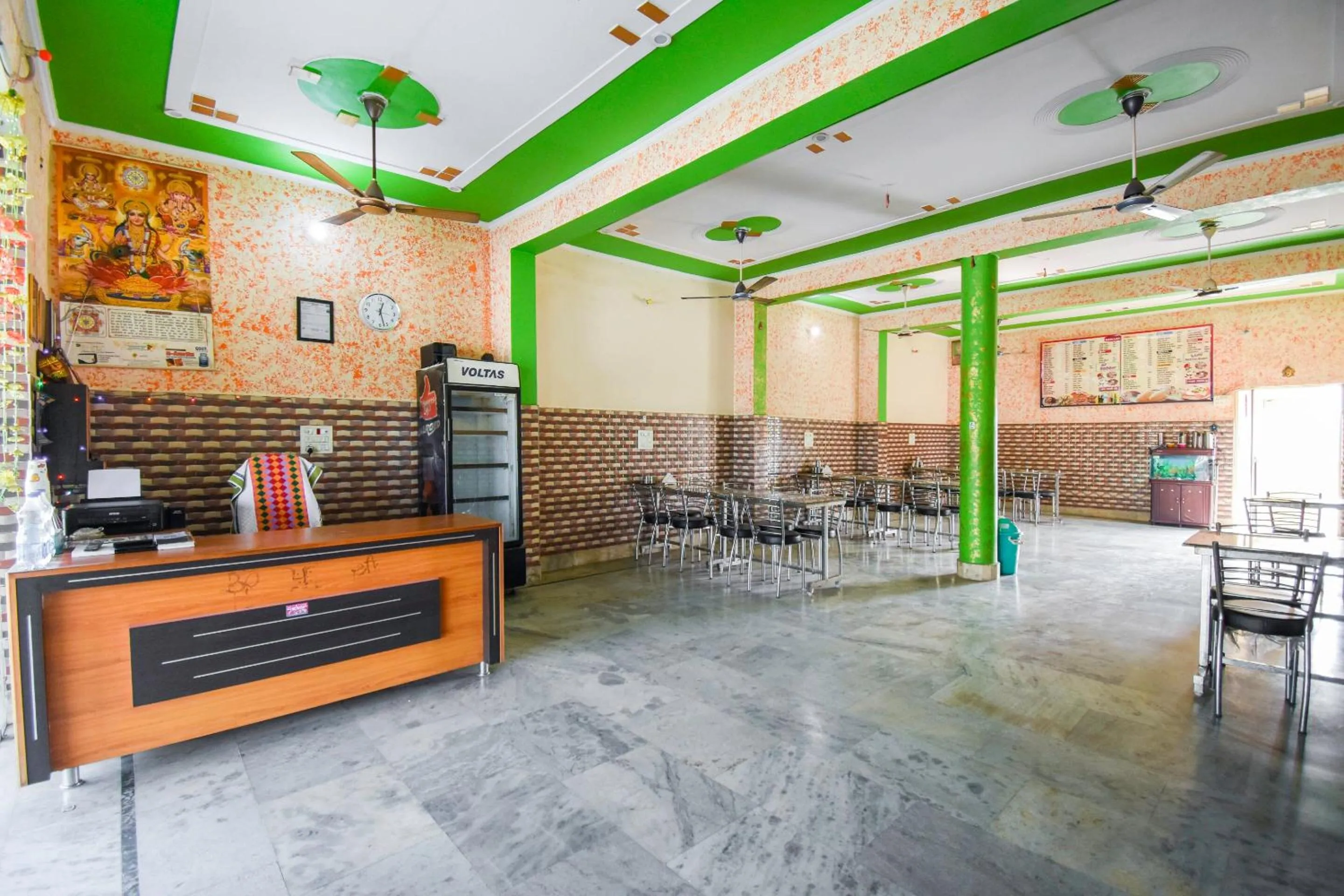 Lobby or reception in SPOT ON Saini Guest House