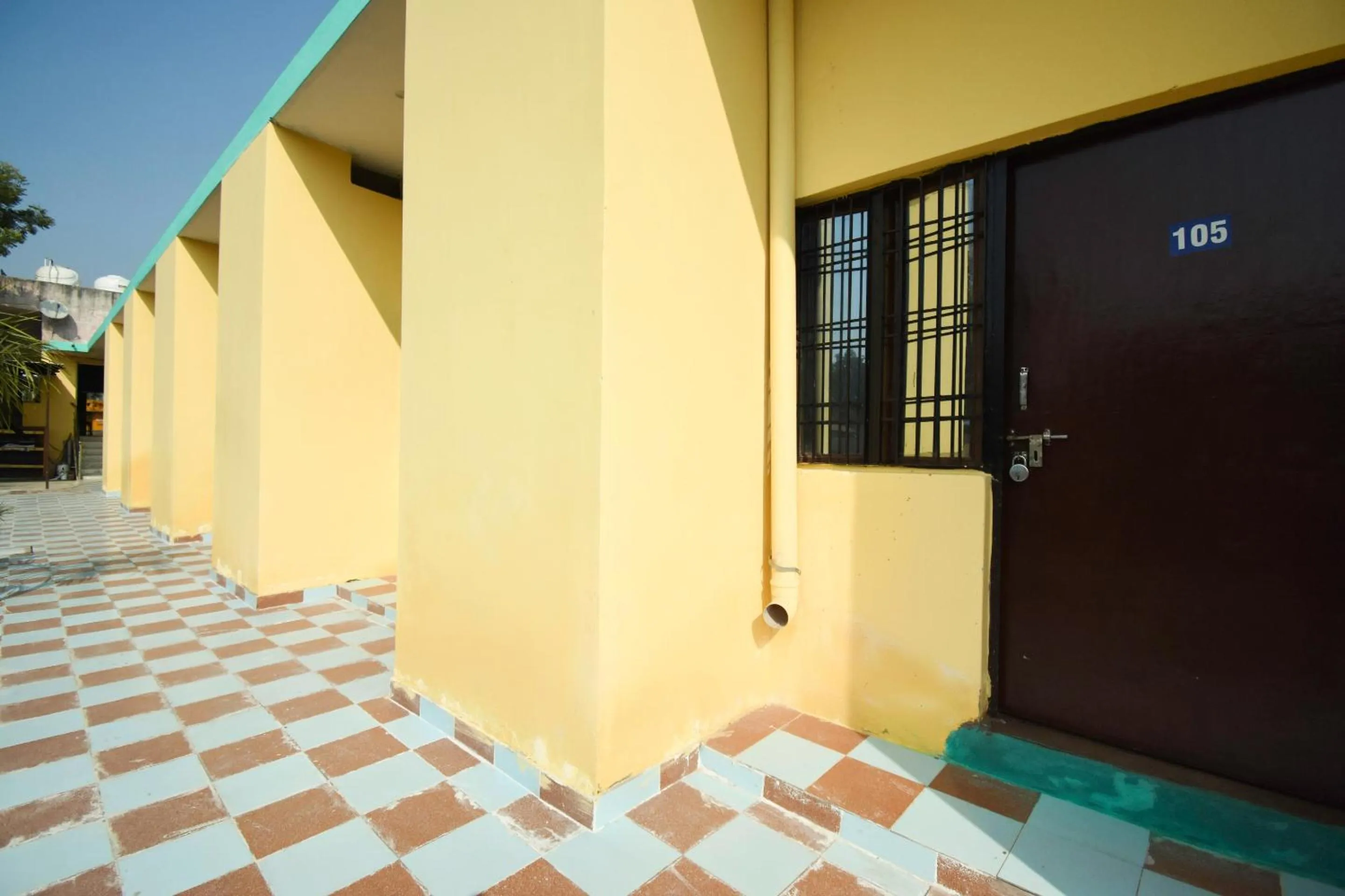 Lobby or reception in SPOT ON Saini Guest House