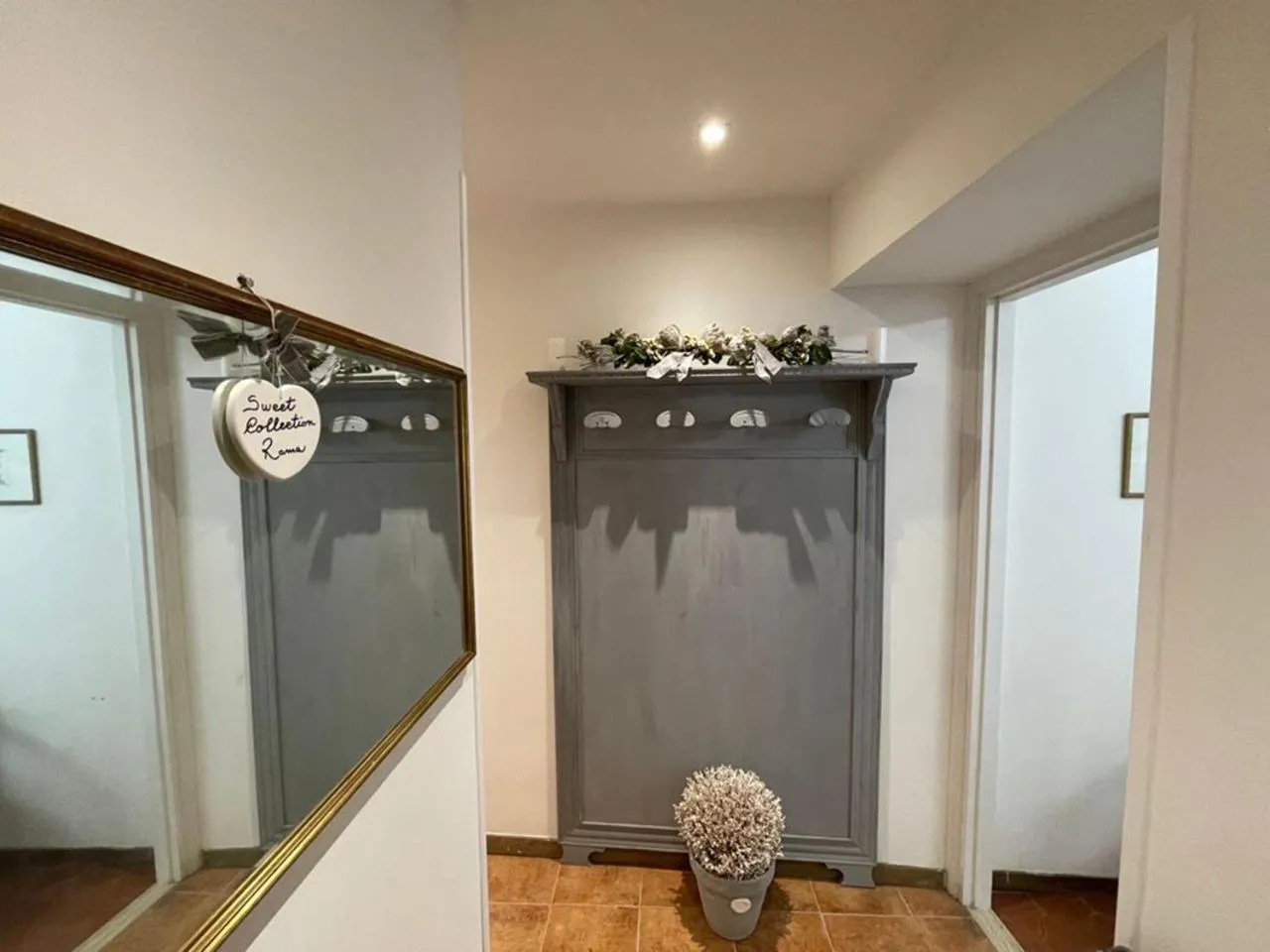 Facade/entrance in Sweet Arco Farnese