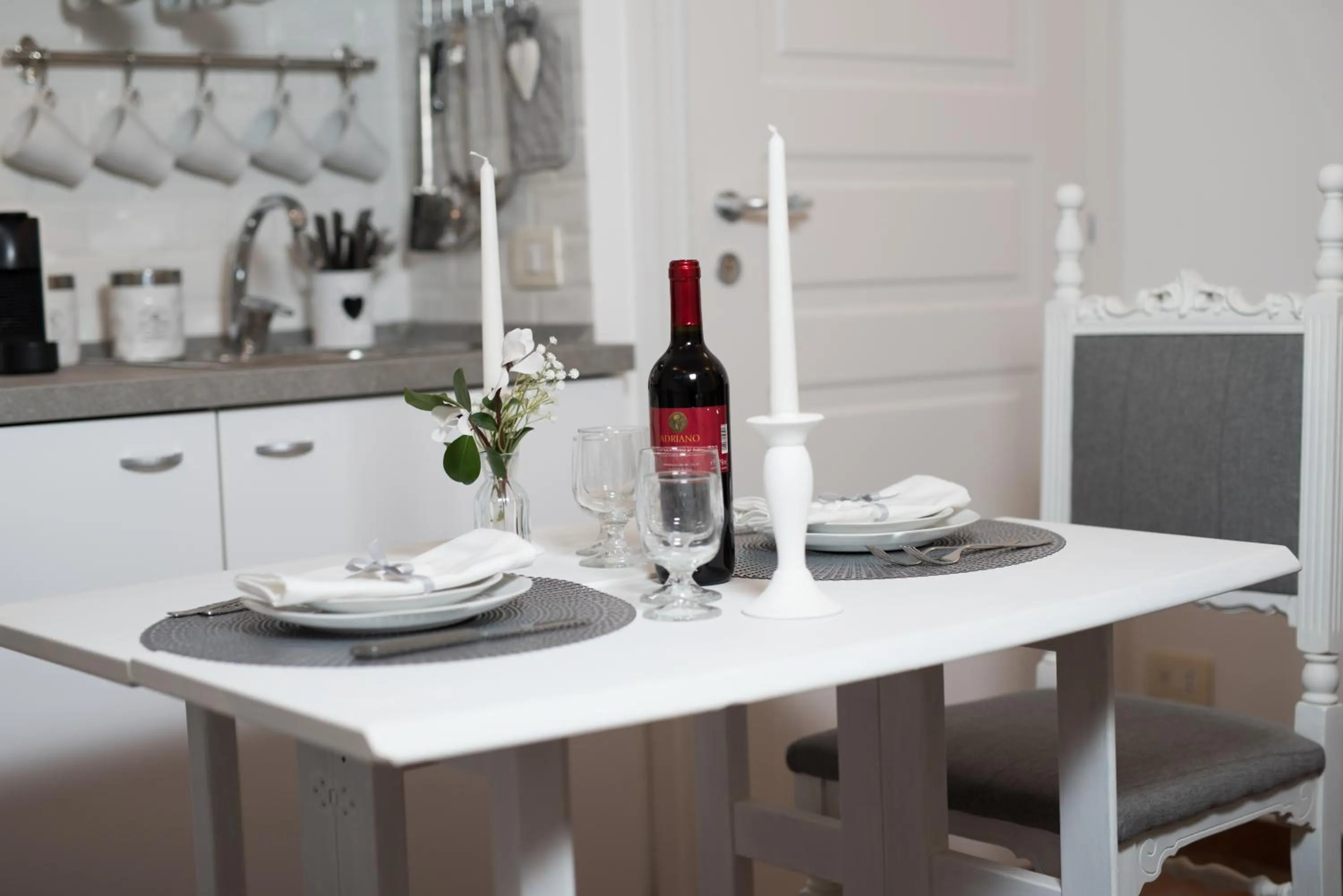 Dining area in Sweet Arco Farnese