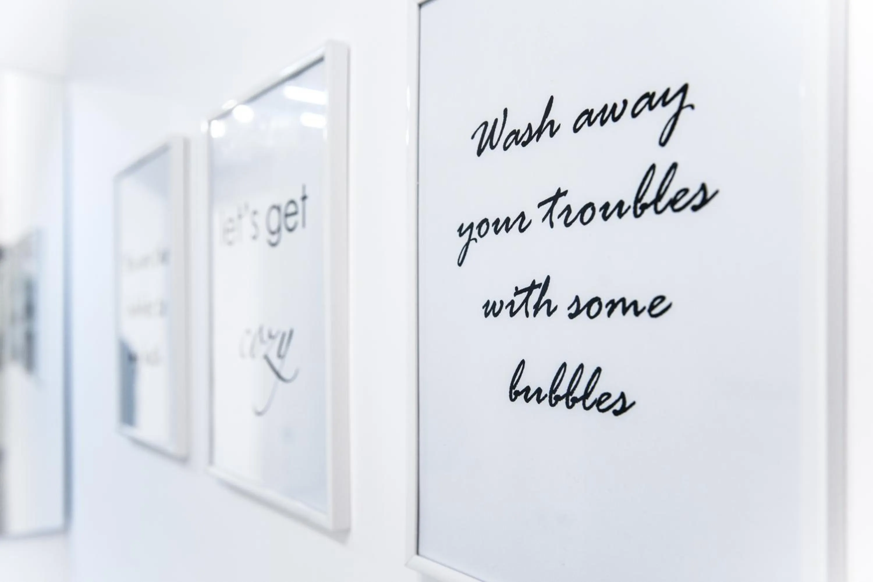 Decorative detail in Sweet Arco Farnese