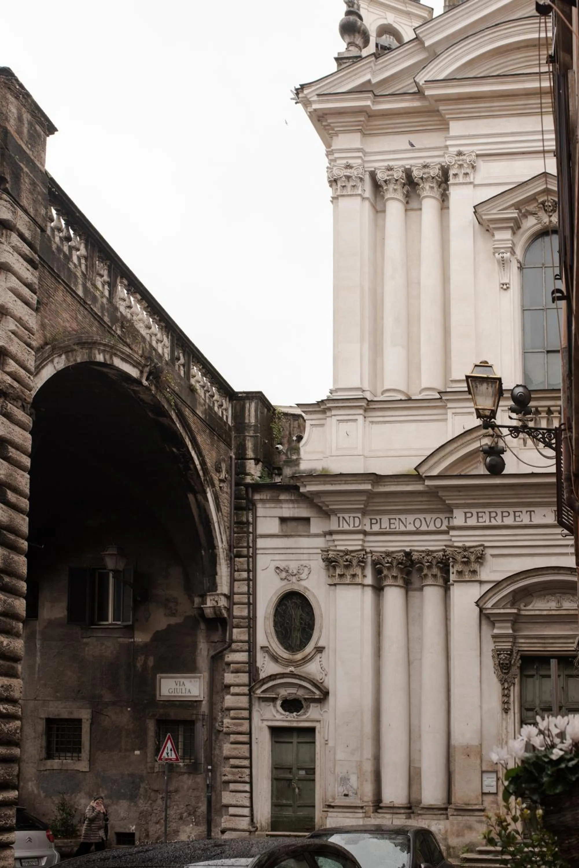 Property building in Sweet Arco Farnese