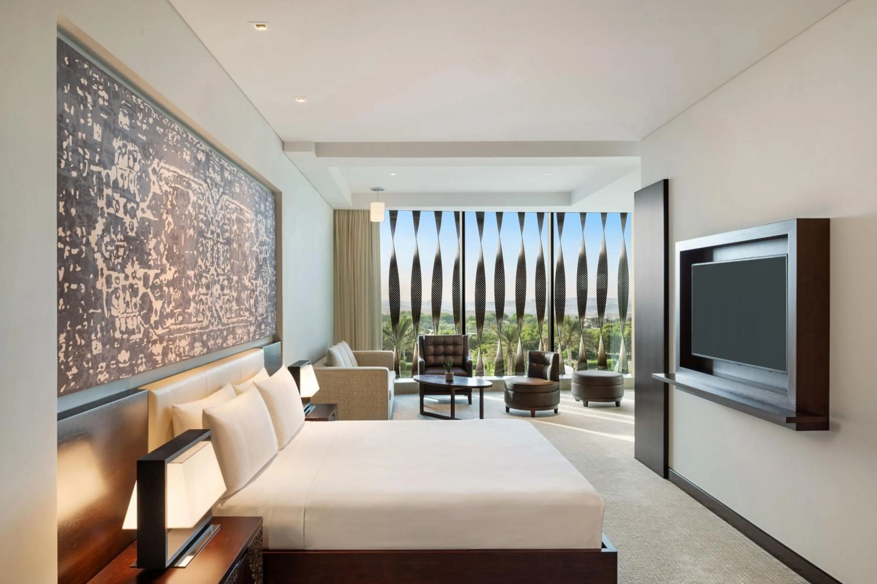 Photo of the whole room, Bed in JW Marriott Hotel Muscat