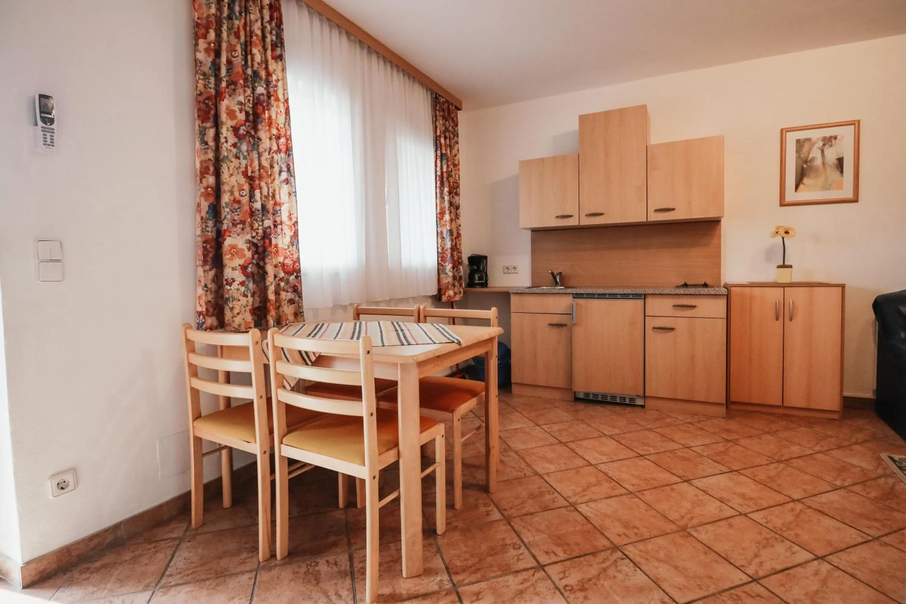 Kitchen or kitchenette in Gästehaus Finklacke