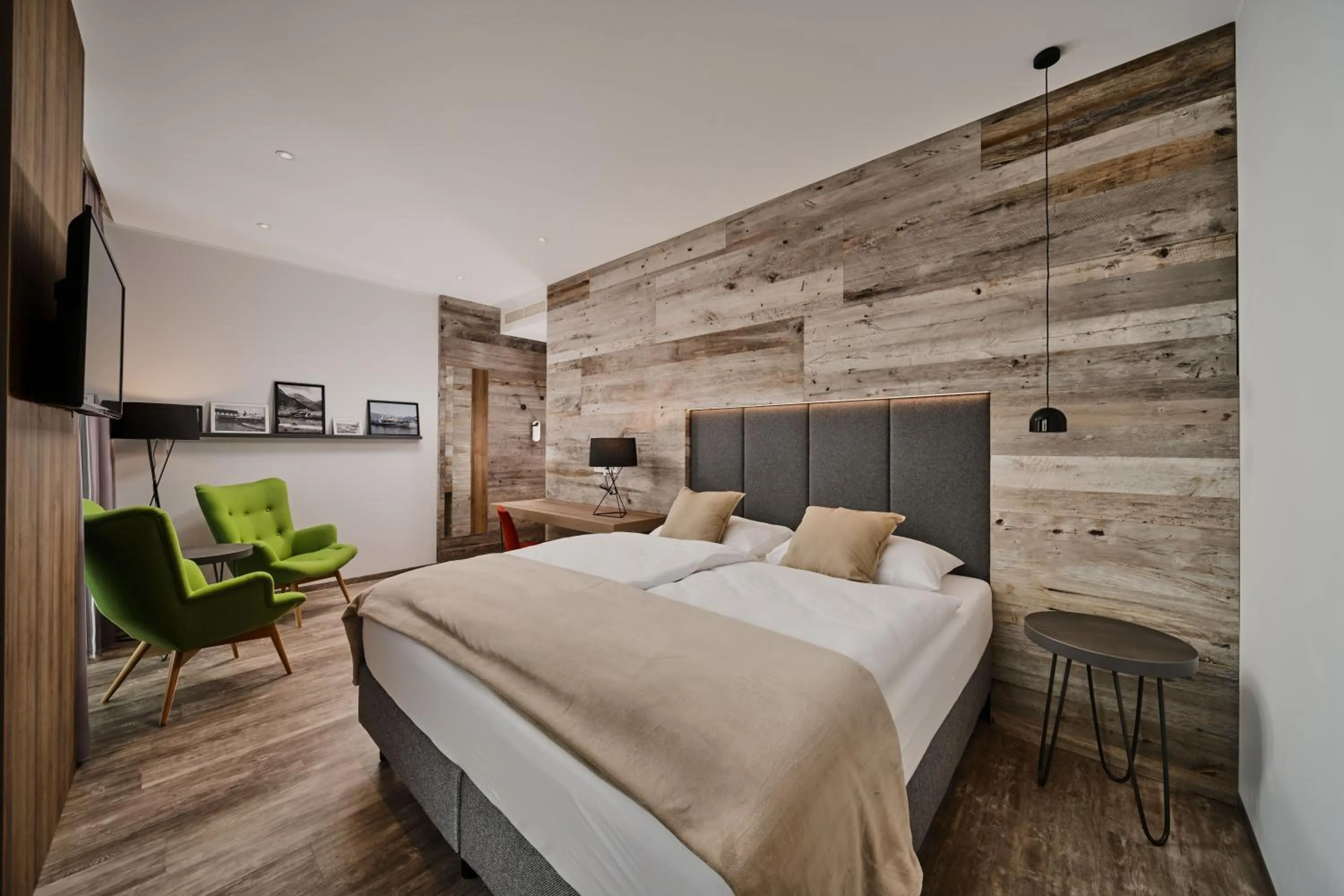 Photo of the whole room, Bed in Seehotel im Weyer