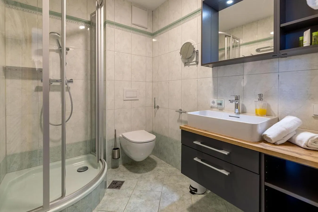 Bathroom in Seehotel im Weyer