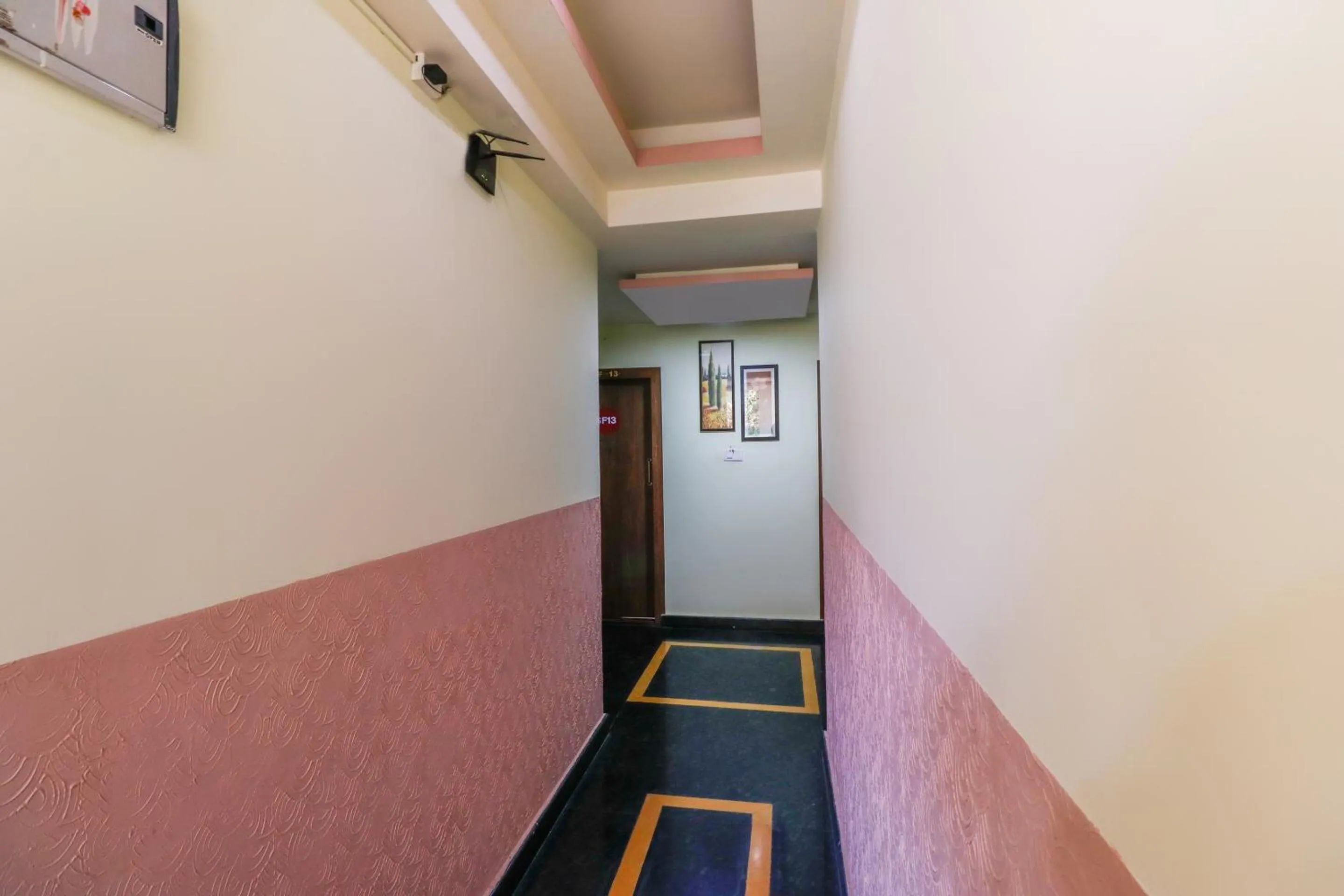 Lobby or reception in Hotel O The Royal Park