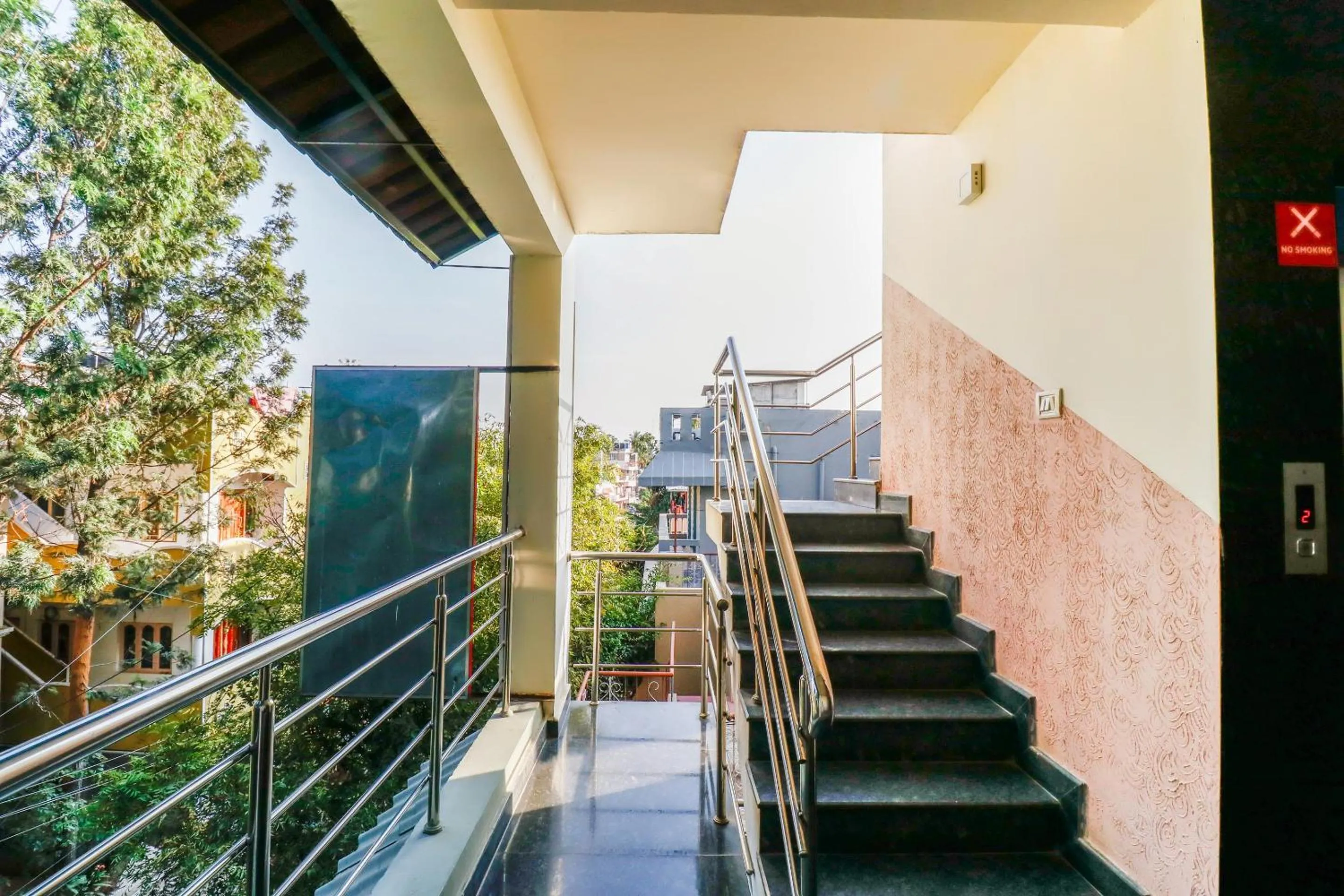 Lobby or reception in Hotel O The Royal Park