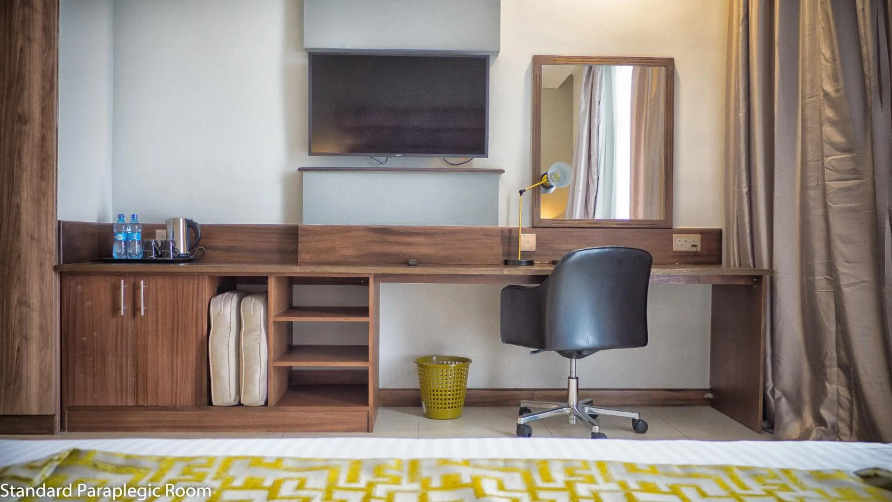 hair dresser in Fairways Hotel Kisumu