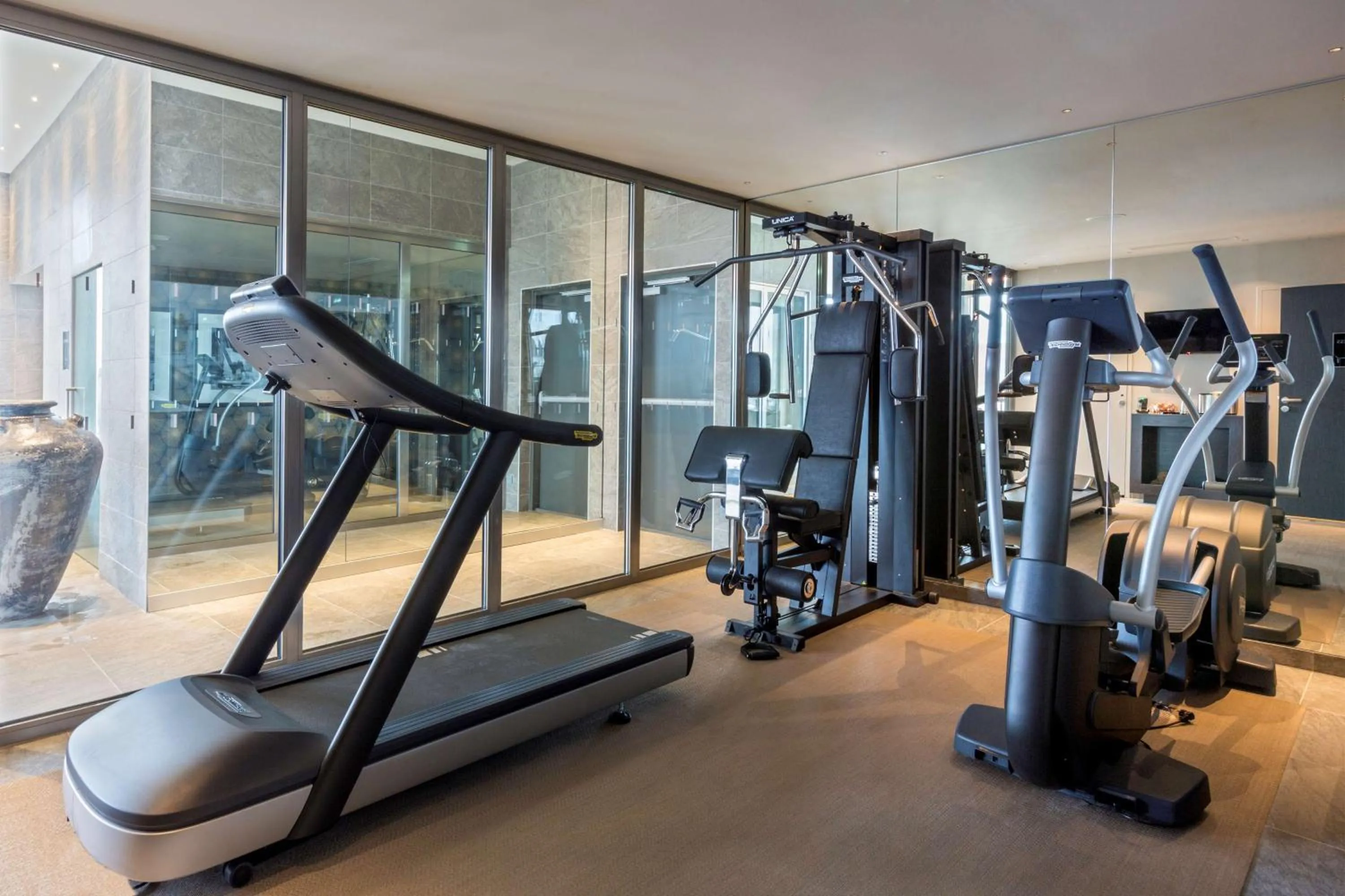 Fitness centre/facilities in Hôtel & Spa Les Sept Fontaines Best Western Premier