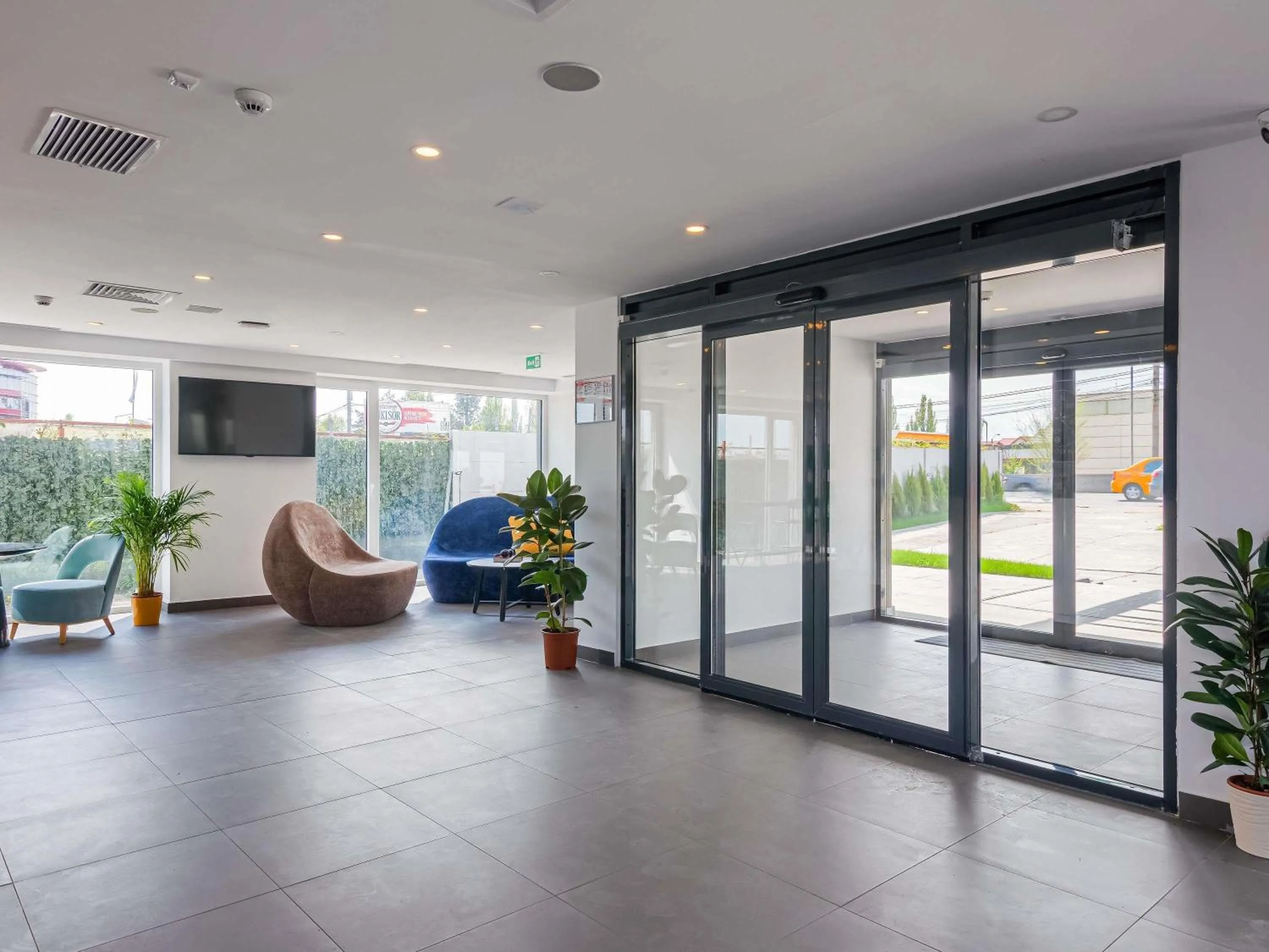 Property building in Ibis Styles Bucharest Airport