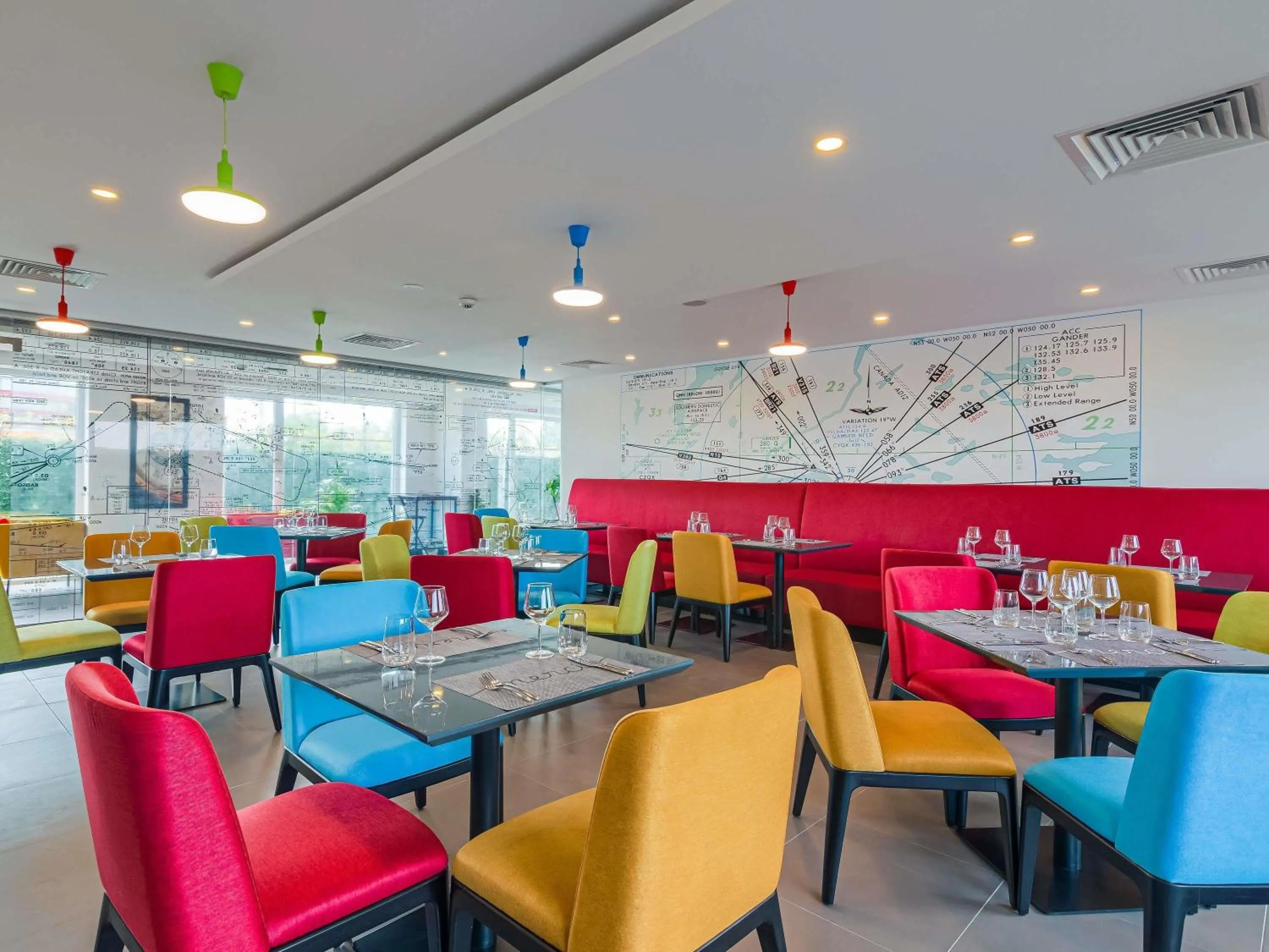 Restaurant/places to eat in Ibis Styles Bucharest Airport