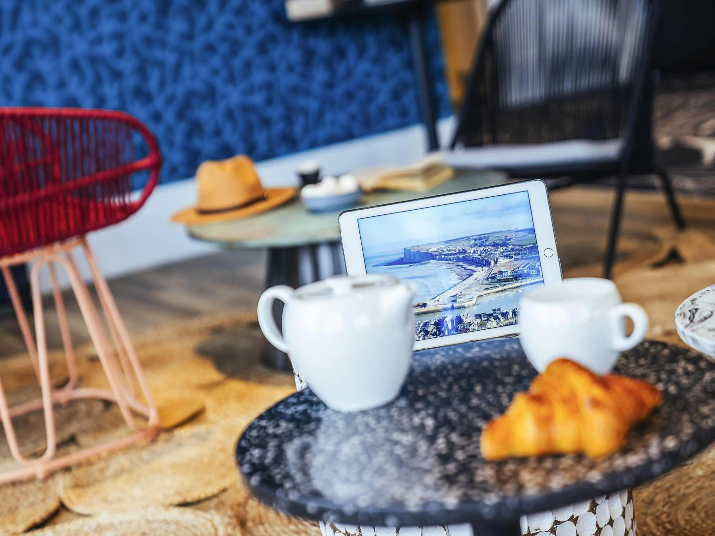 Lounge or bar in ibis Styles Le Treport Mers Les Bains