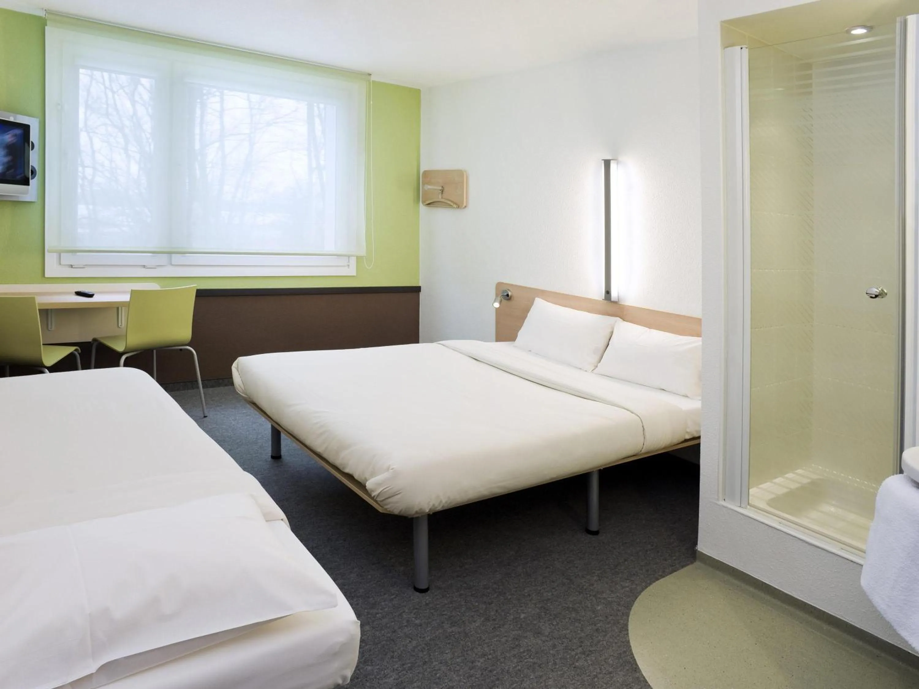 Bedroom, Bed in ibis budget Wrocław Stadion