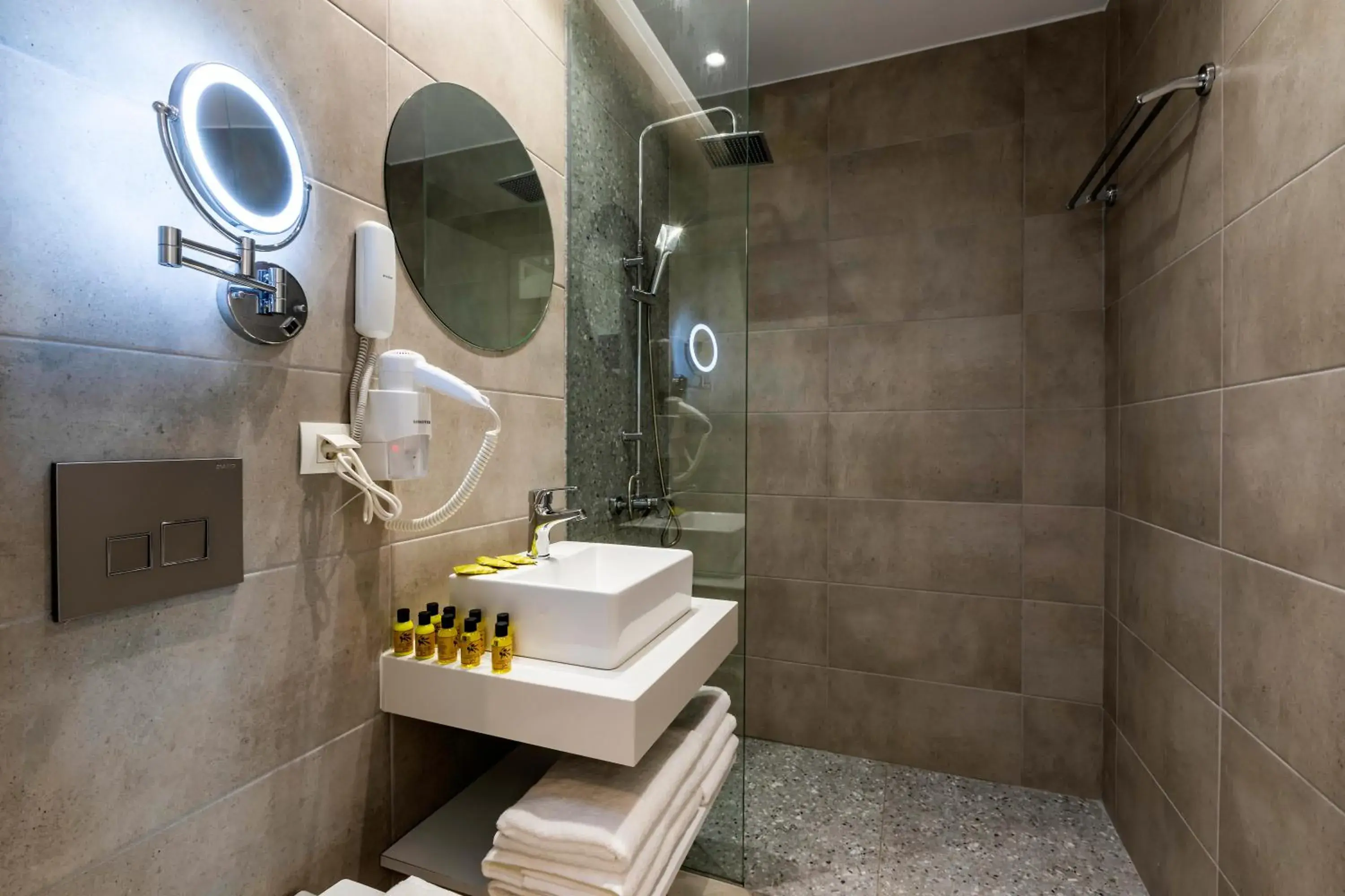 Double or Twin Room with Sea View in White Olive Premium Lindos Double or Twin Room with Sea View in White Olive Premium Lindos