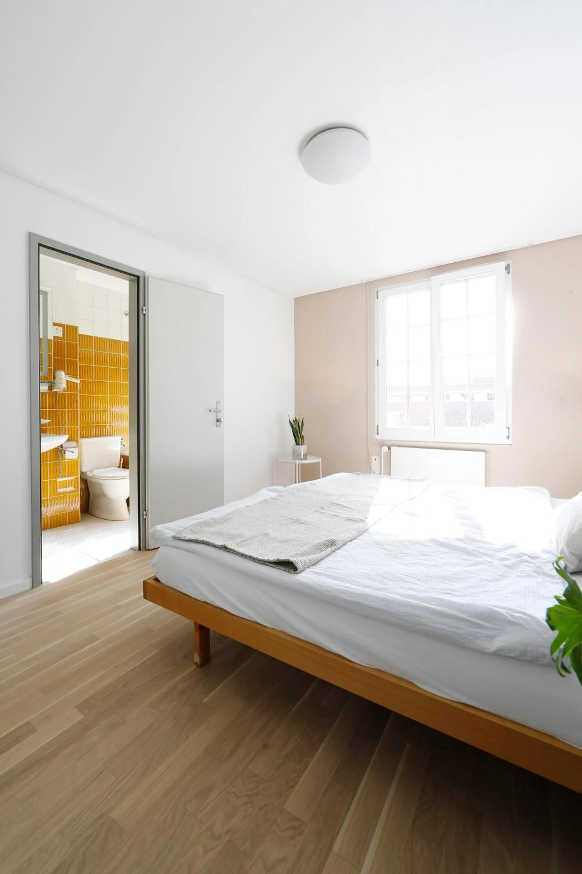 Photo of the whole room, Bed in Hotel Untertor by Maier - Self-Check-in