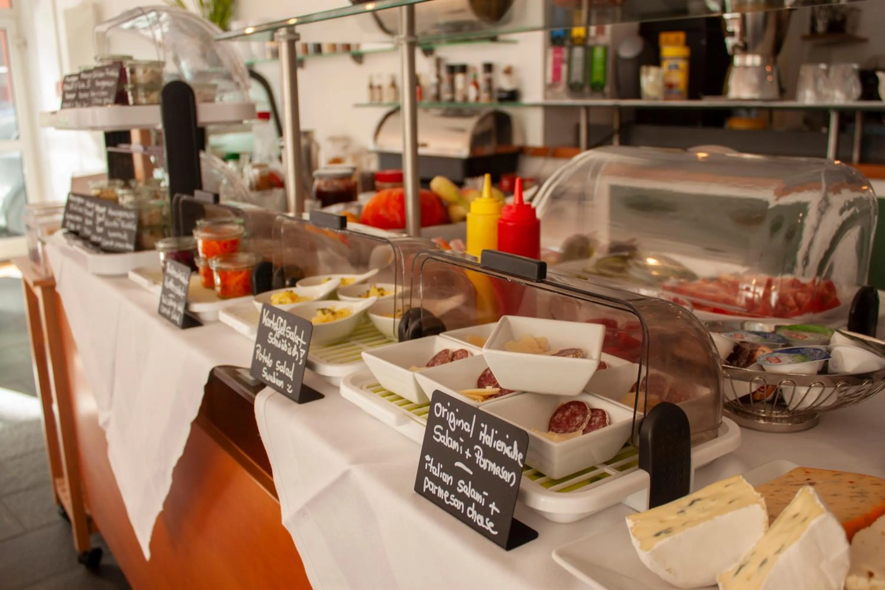 Restaurant/places to eat in hogh Hotel Heilbronn