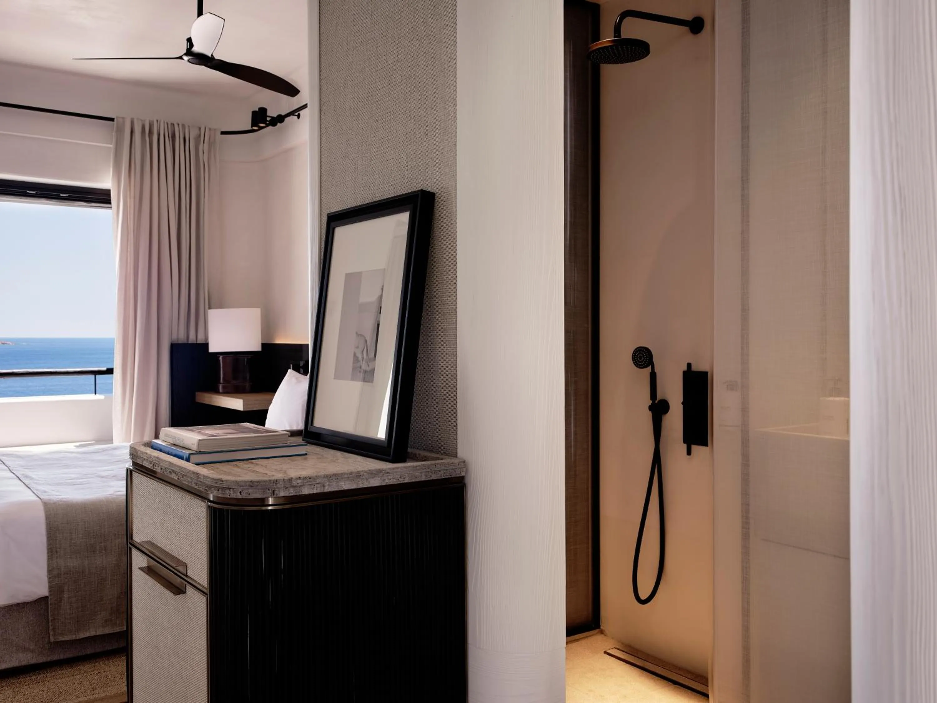 minibar, Bed in Kalesma Mykonos