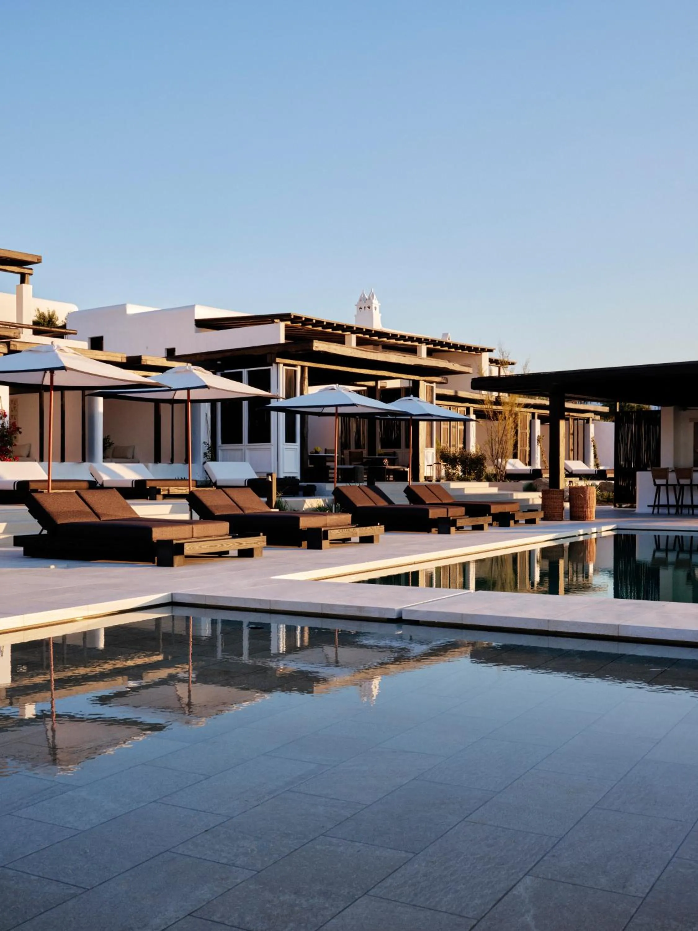 Swimming pool in Kalesma Mykonos