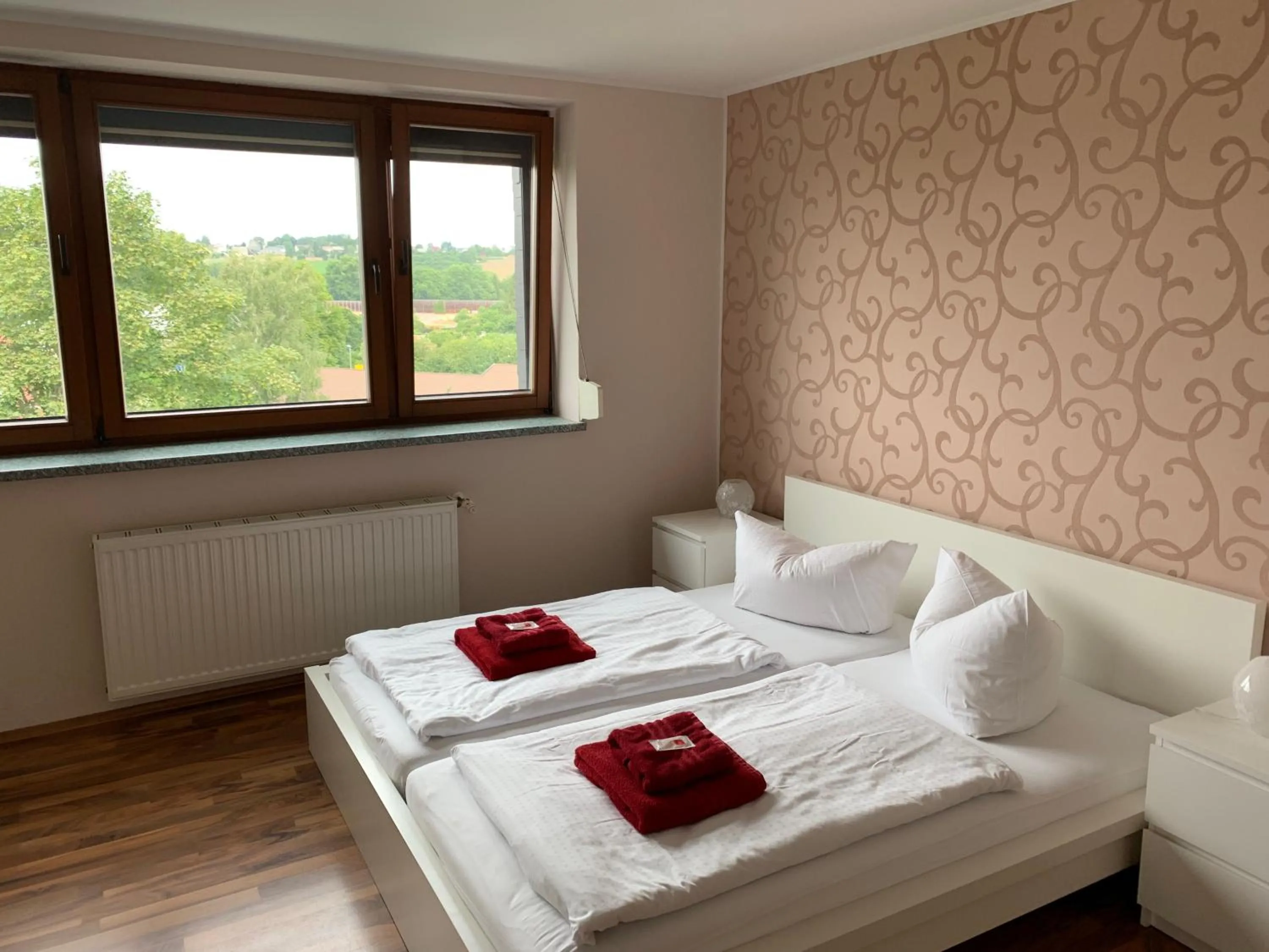 Photo of the whole room, Bed in Hotel Am Rittergut