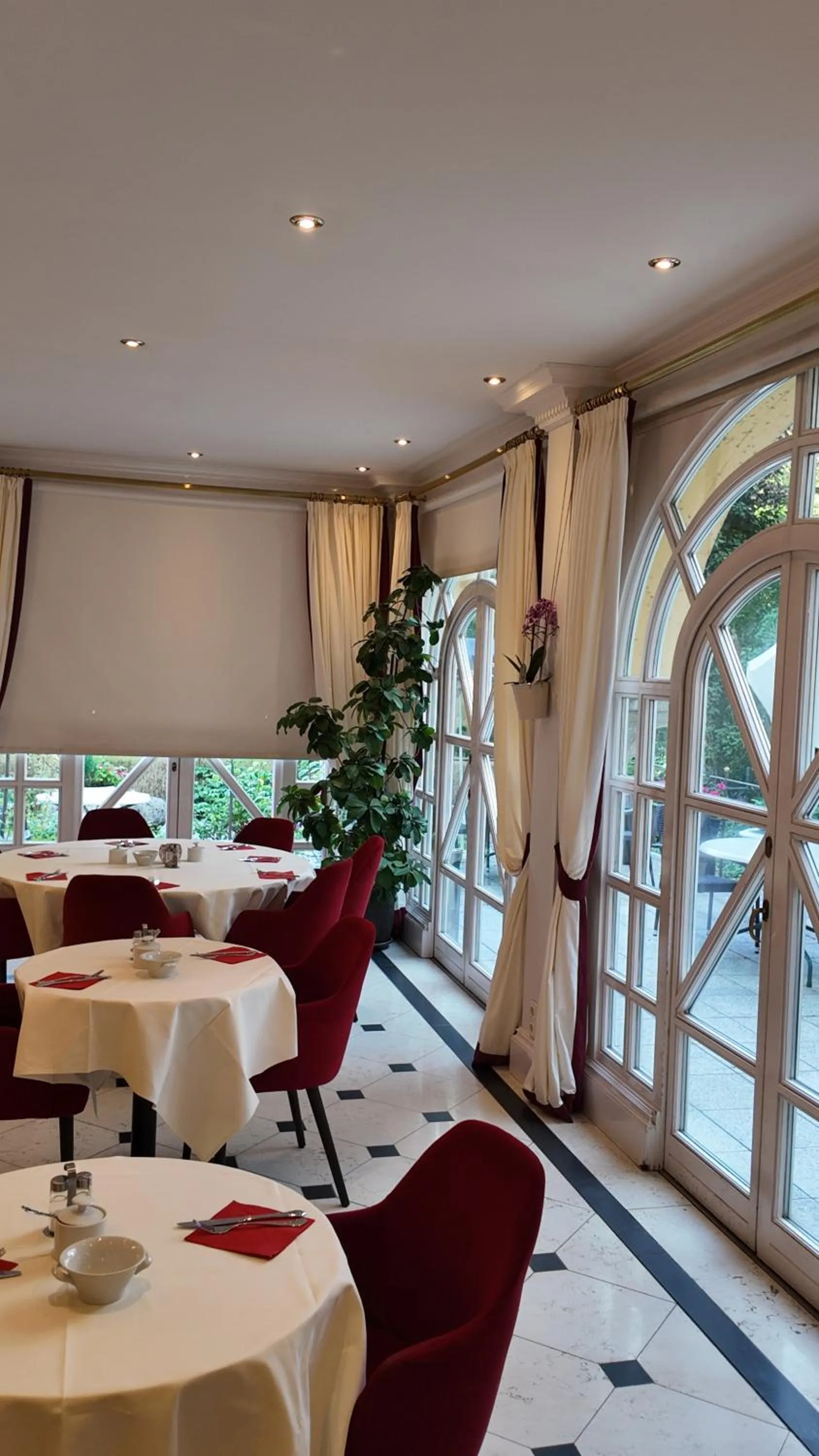 Restaurant/places to eat in Hotel Aurbacher Hof GmbH