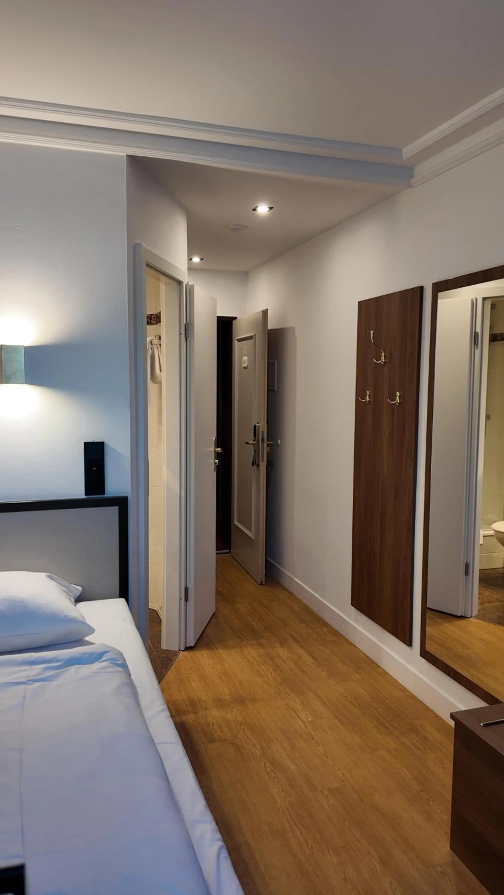 Bed in Hotel Aurbacher Hof GmbH