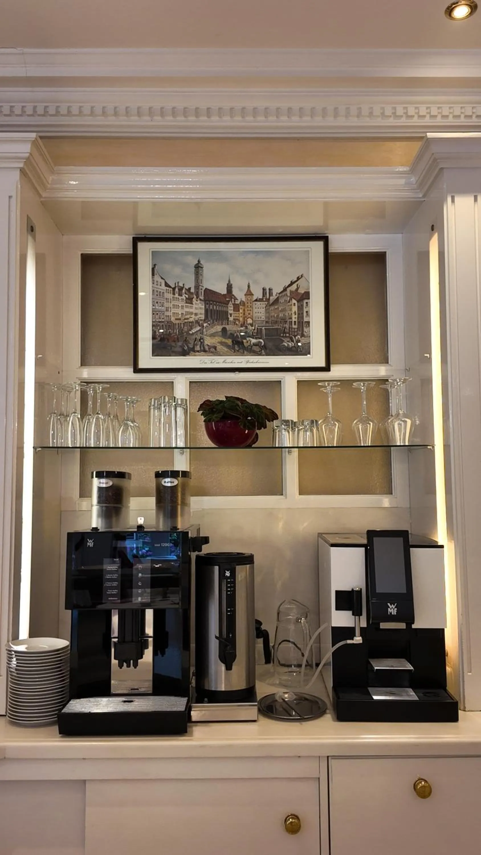 Restaurant/places to eat in Hotel Aurbacher Hof GmbH